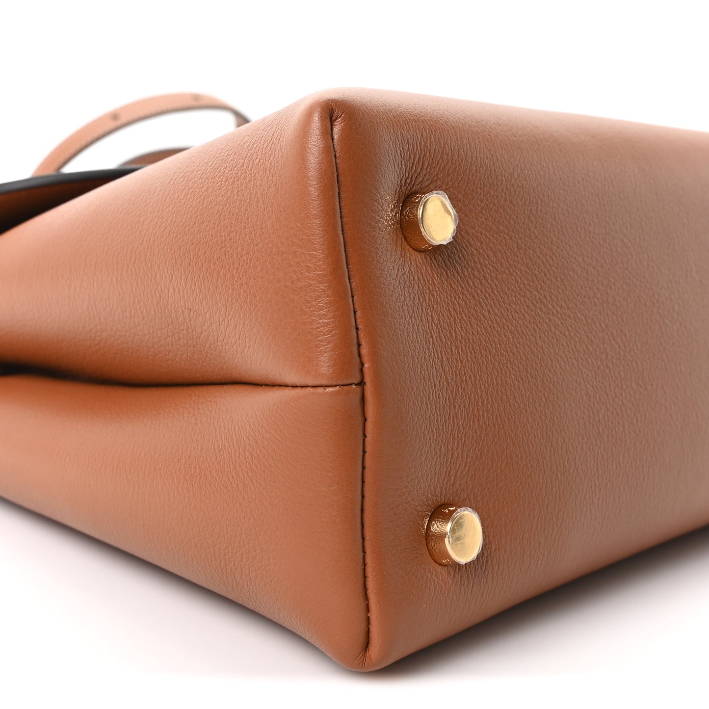 Supple Calfskin Medium Nino Tan Bronze