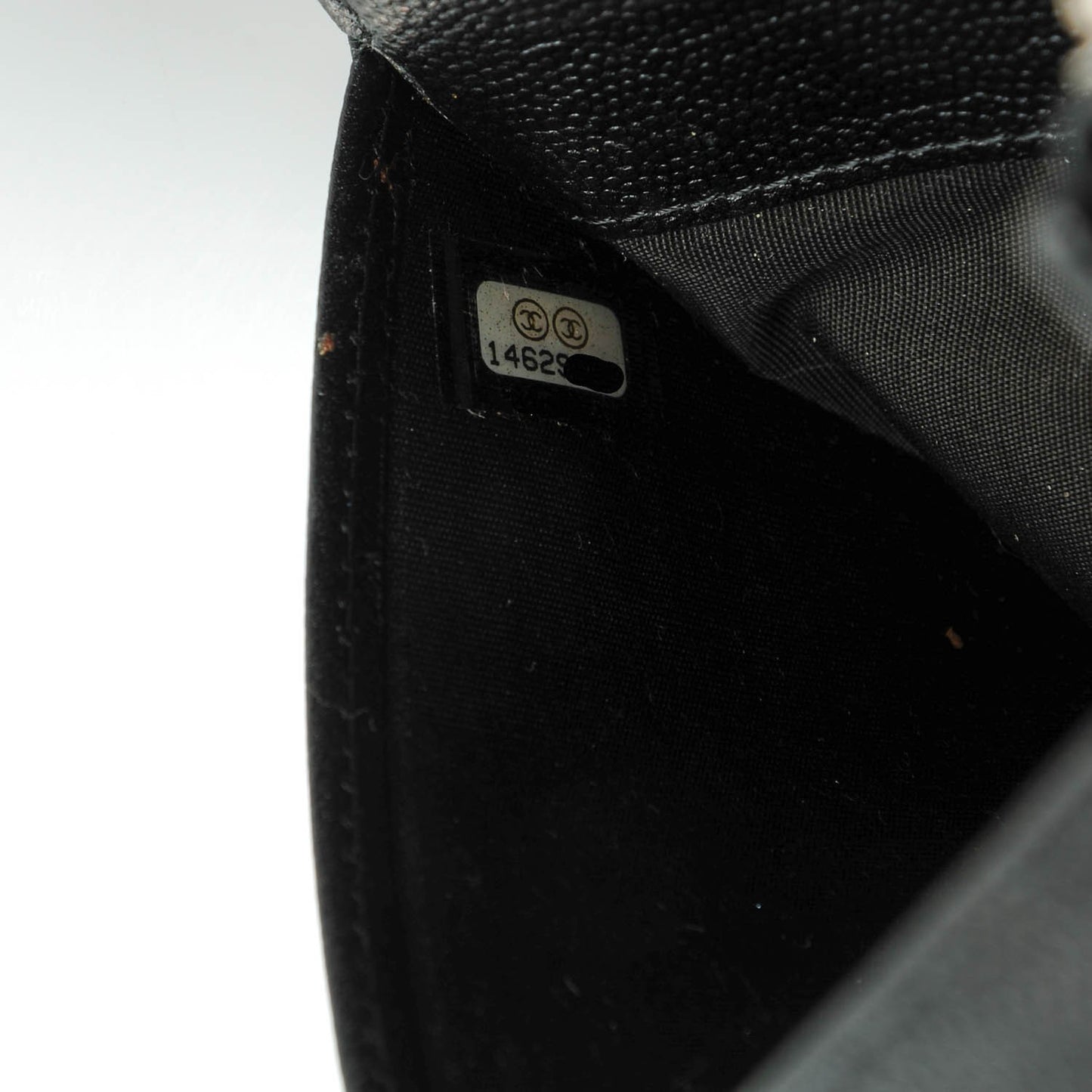 Caviar Sevruga Wallet On Chain WOC Black
