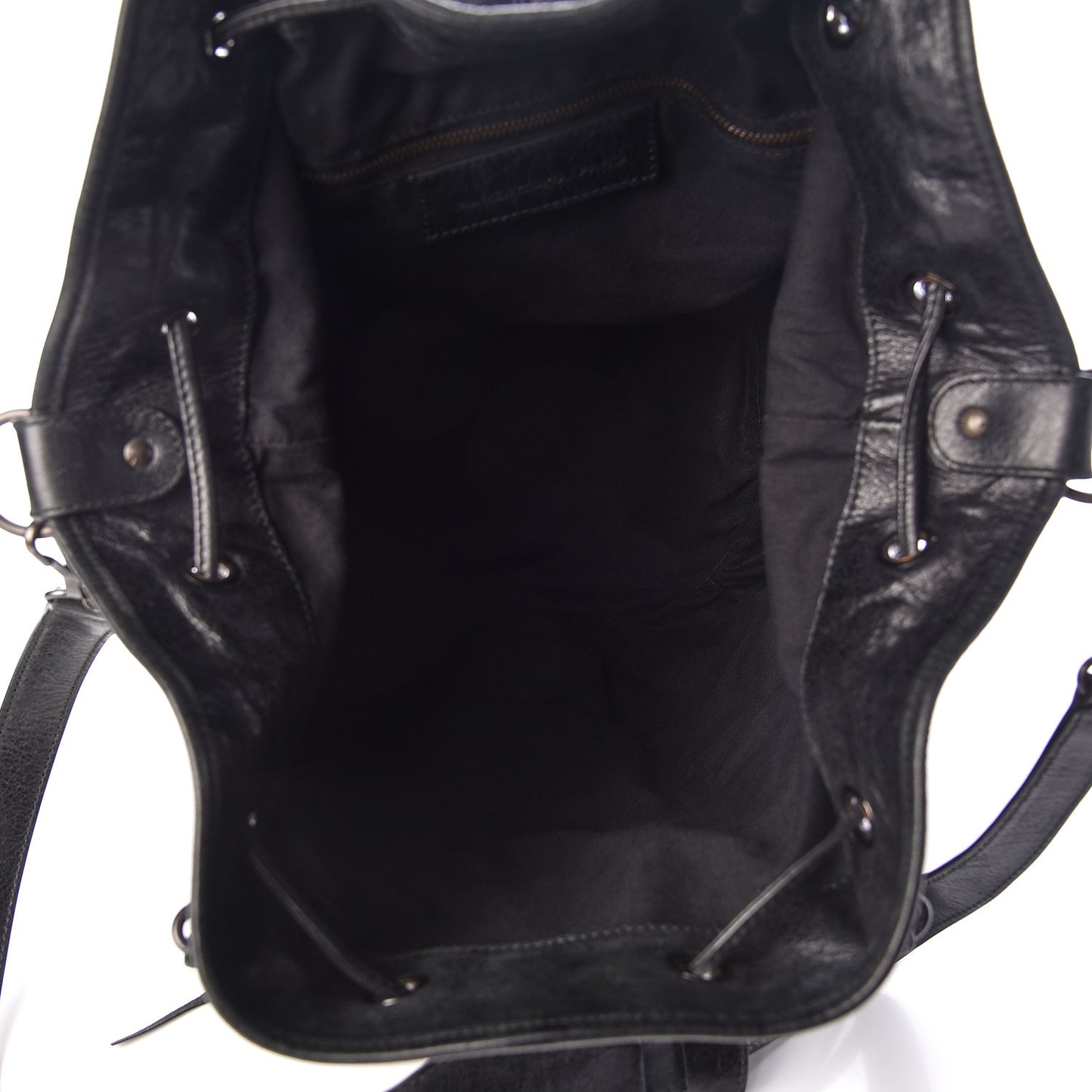 Agneau Classic Hardware Pompon Black