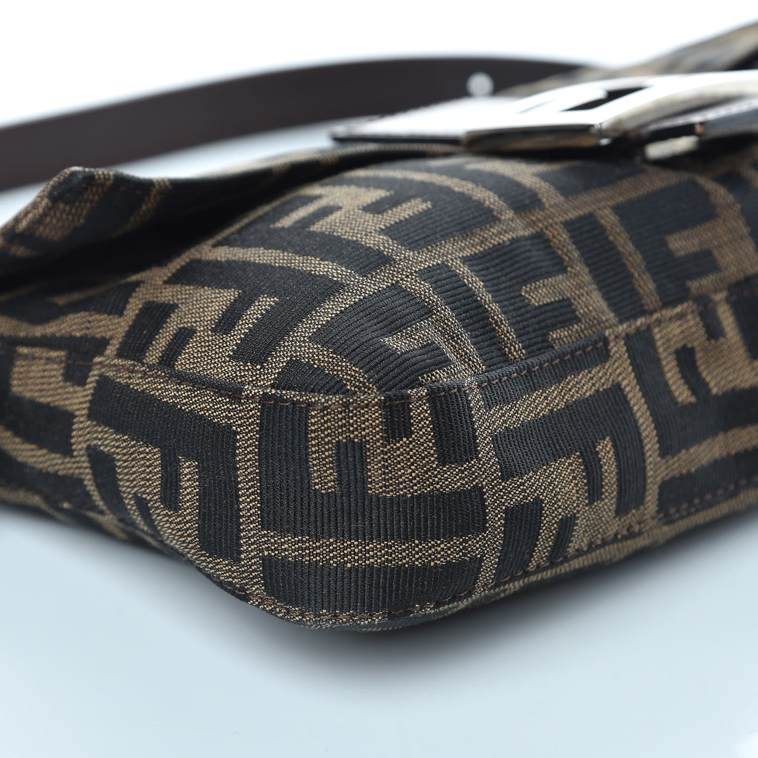 Fendi Zucca Baguette Tobacco 7 of 8
