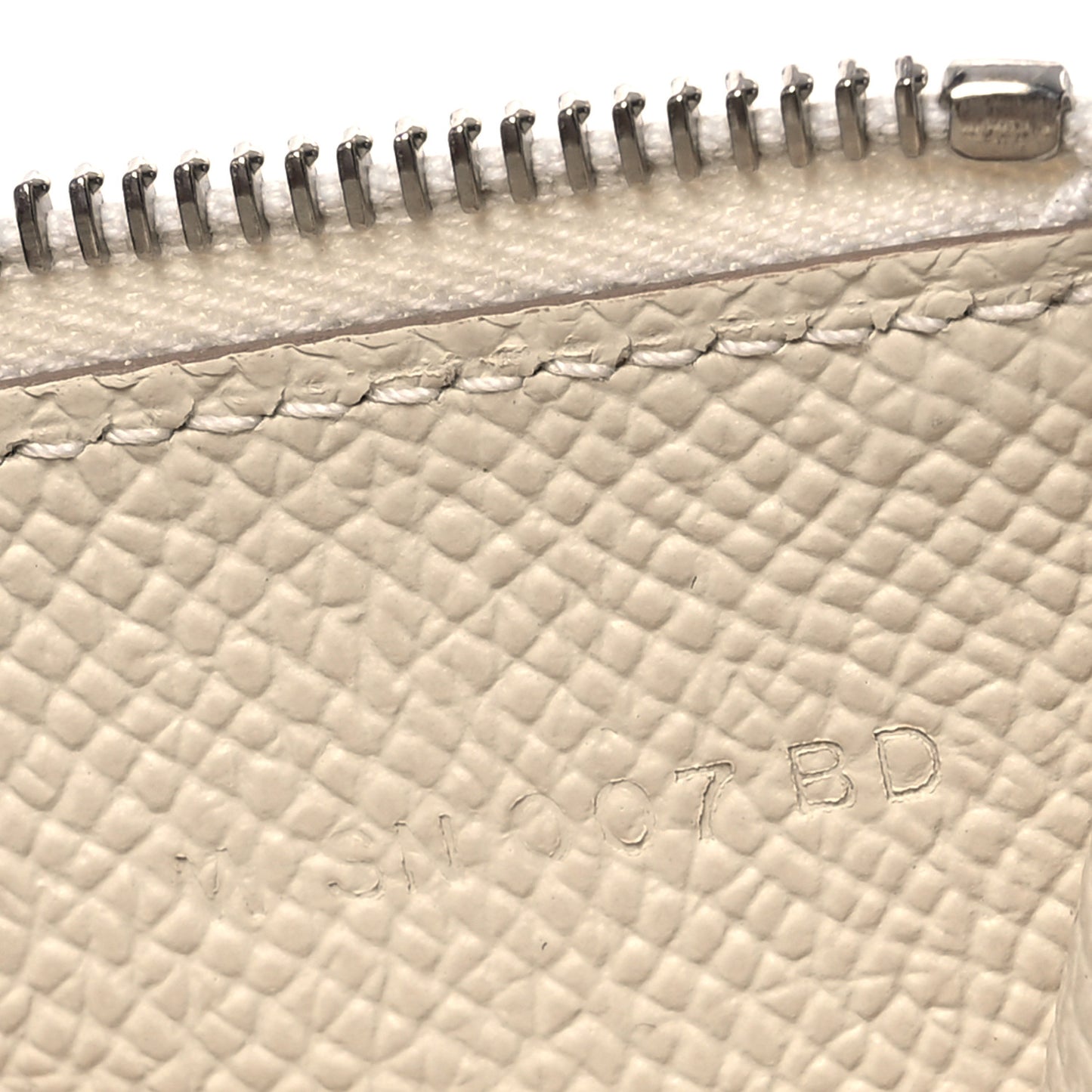 Epsom H Passant Compact Wallet Craie