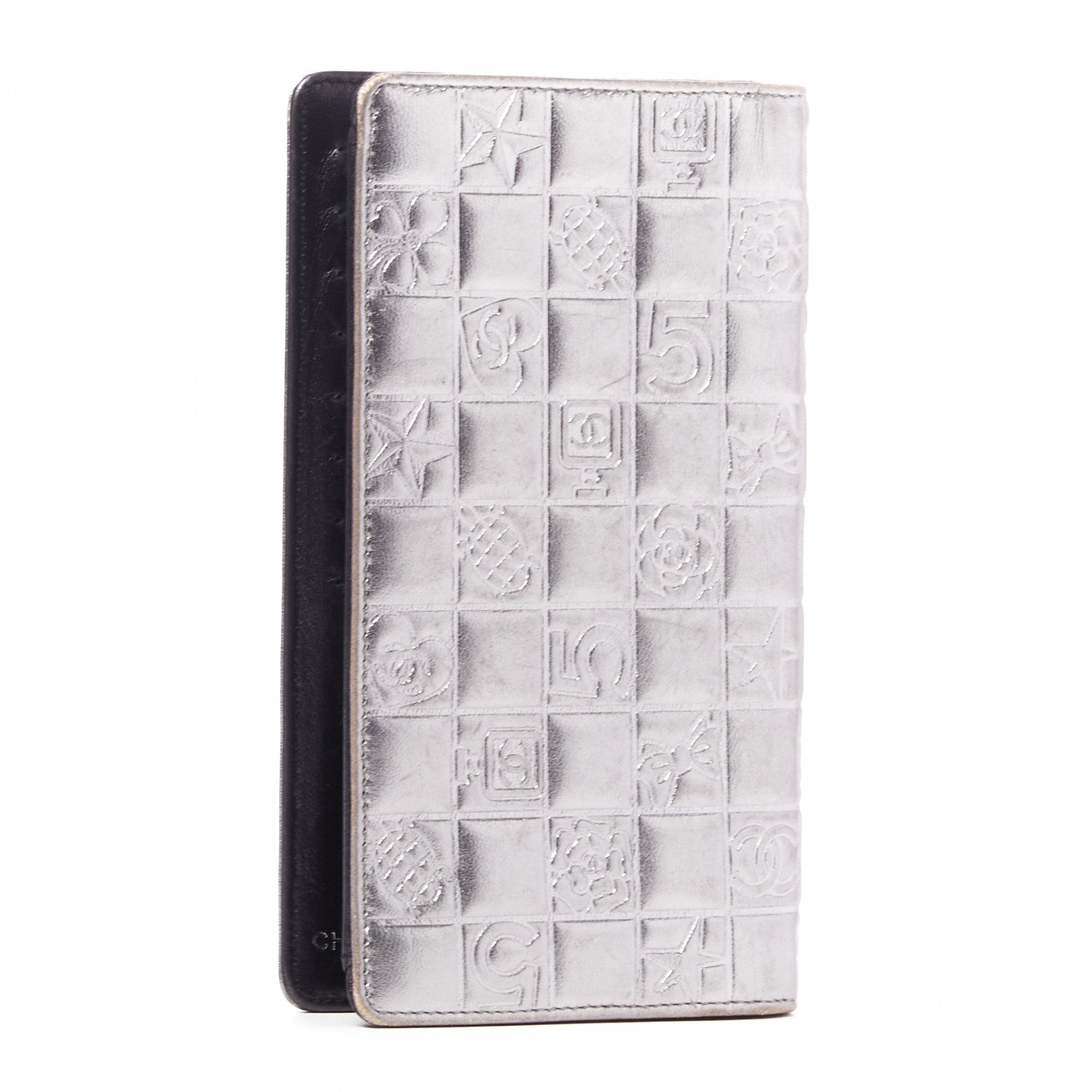 Chanel Metallic Lambskin Precious Symbols Yen Wallet Silver 2 of 8