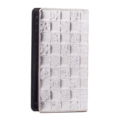 Chanel Metallic Lambskin Precious Symbols Yen Wallet Silver 2 of 8