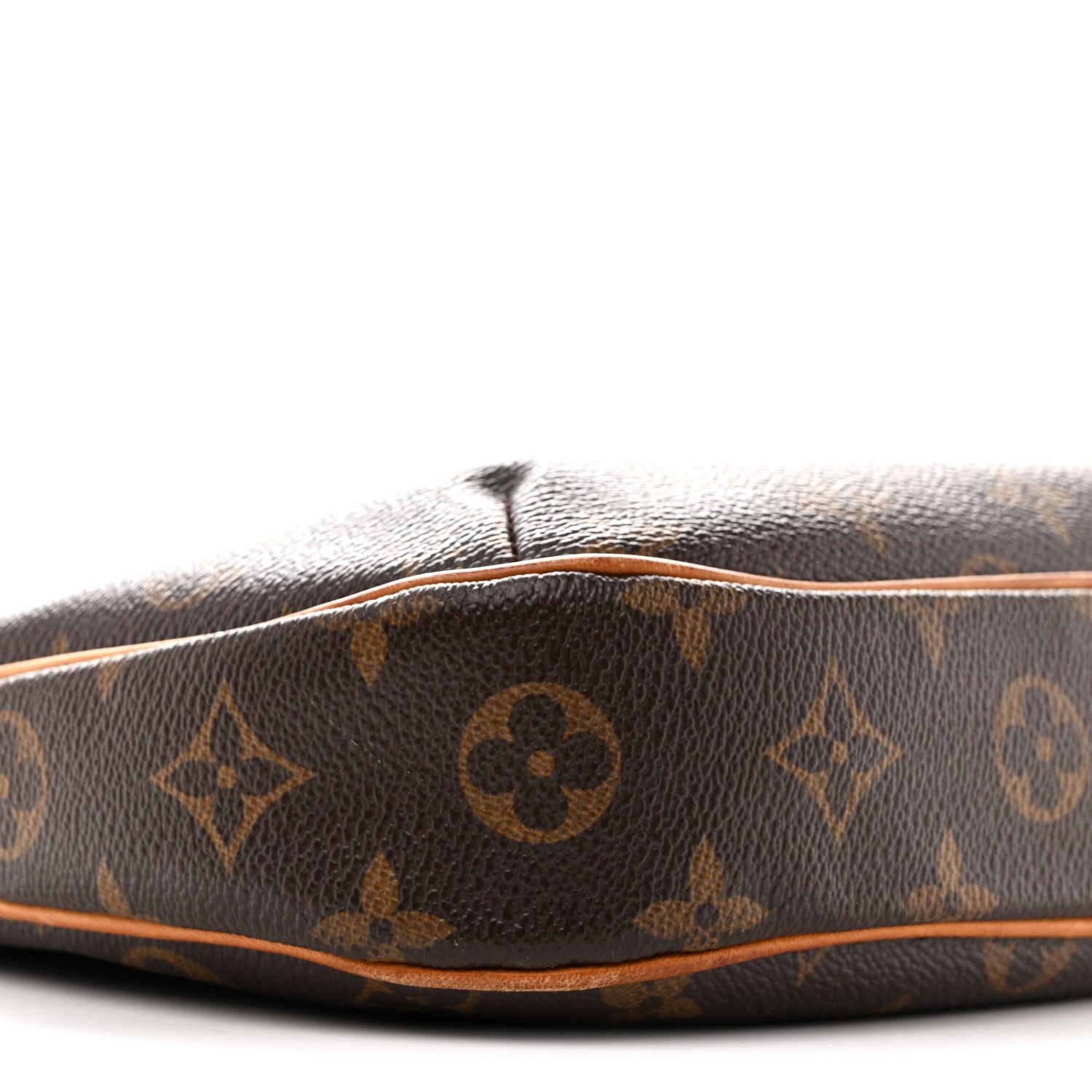 Louis Vuitton Monogram Odeon PM 9 of 16
