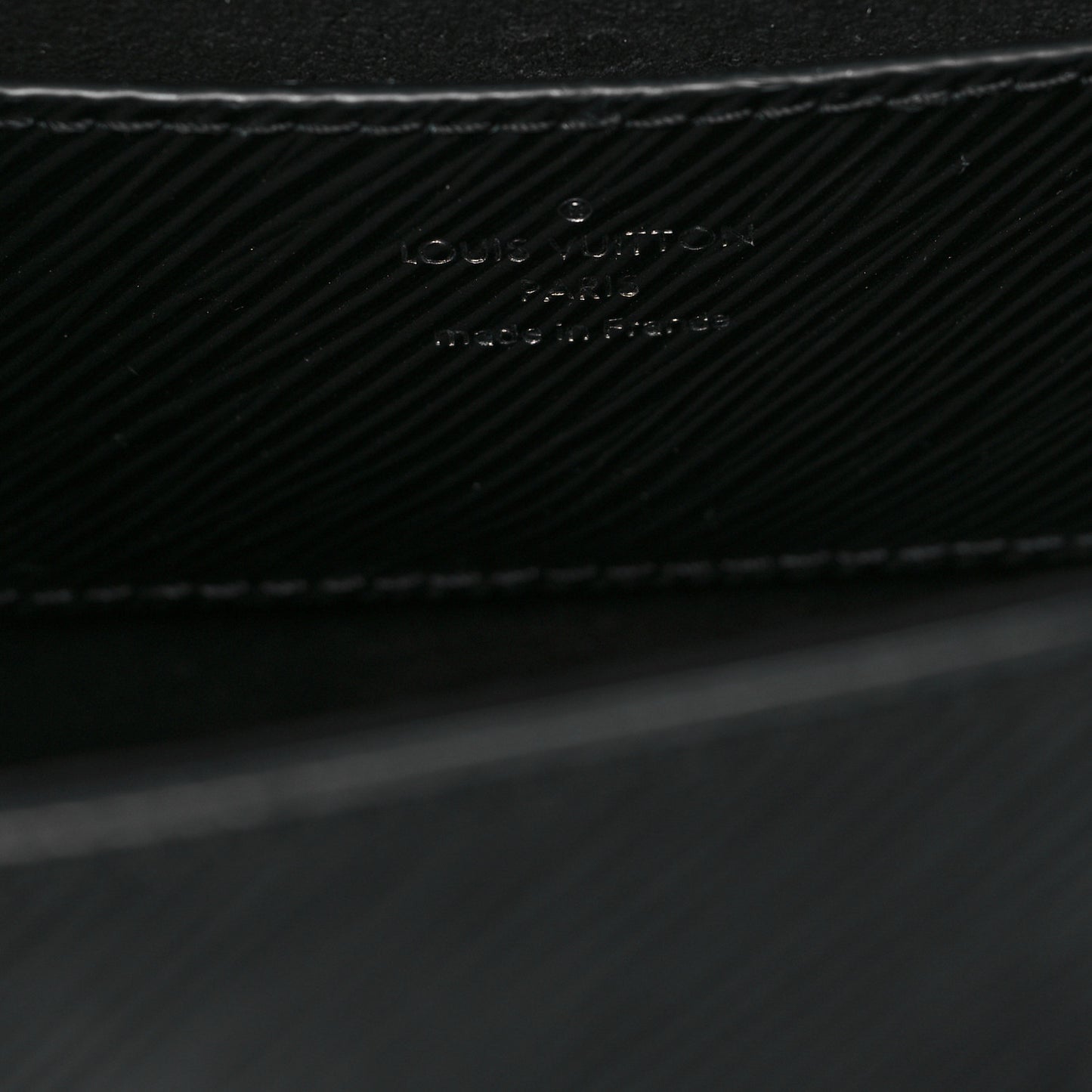 Epi Twist Shoulder Bag MM Black