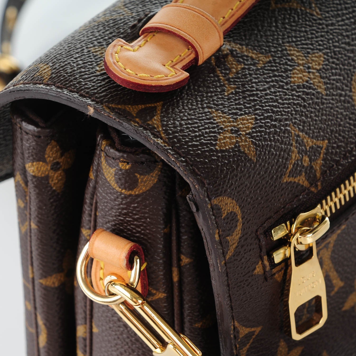 Louis Vuitton Monogram Pochette Metis 10 of 11