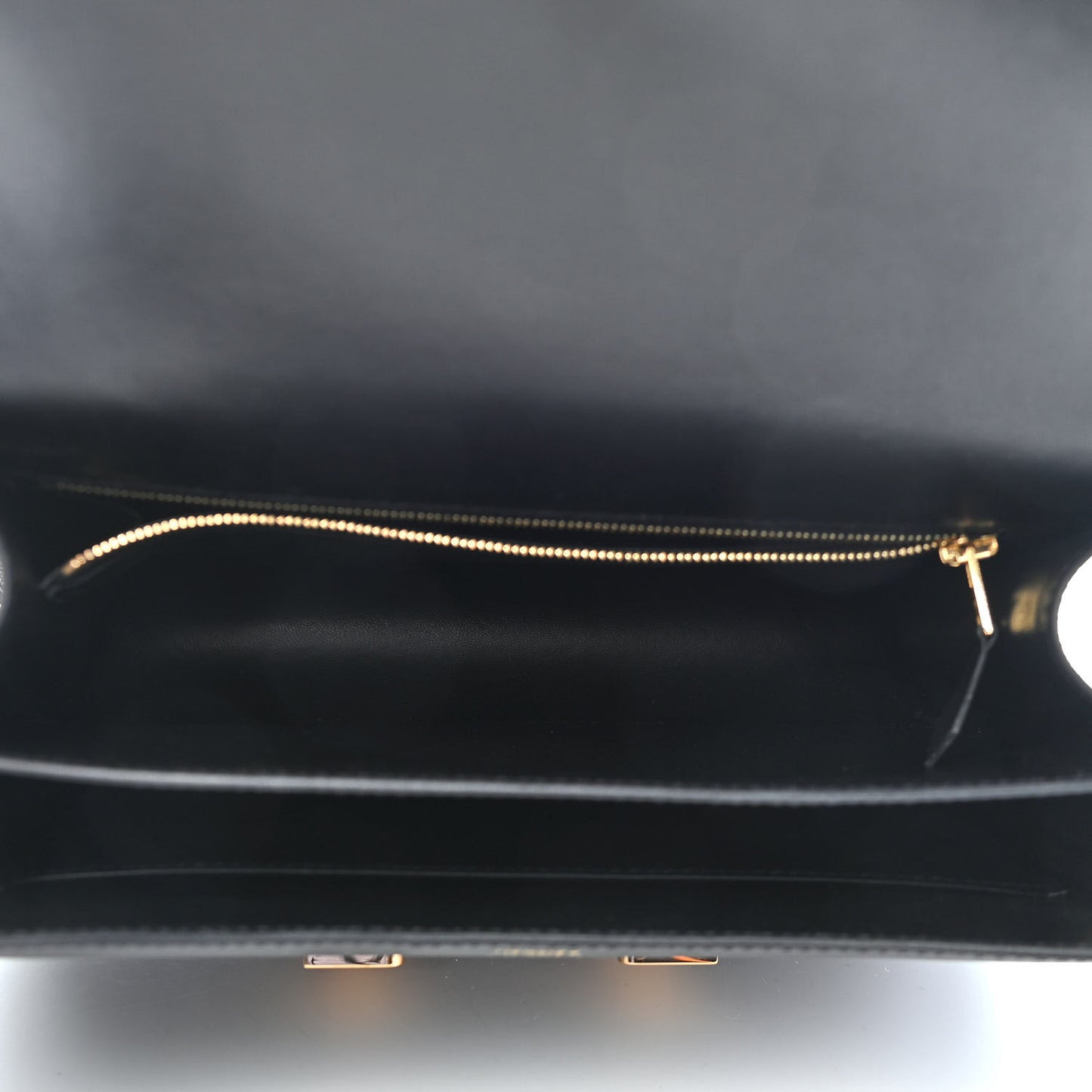 Epsom Constance 24 Black