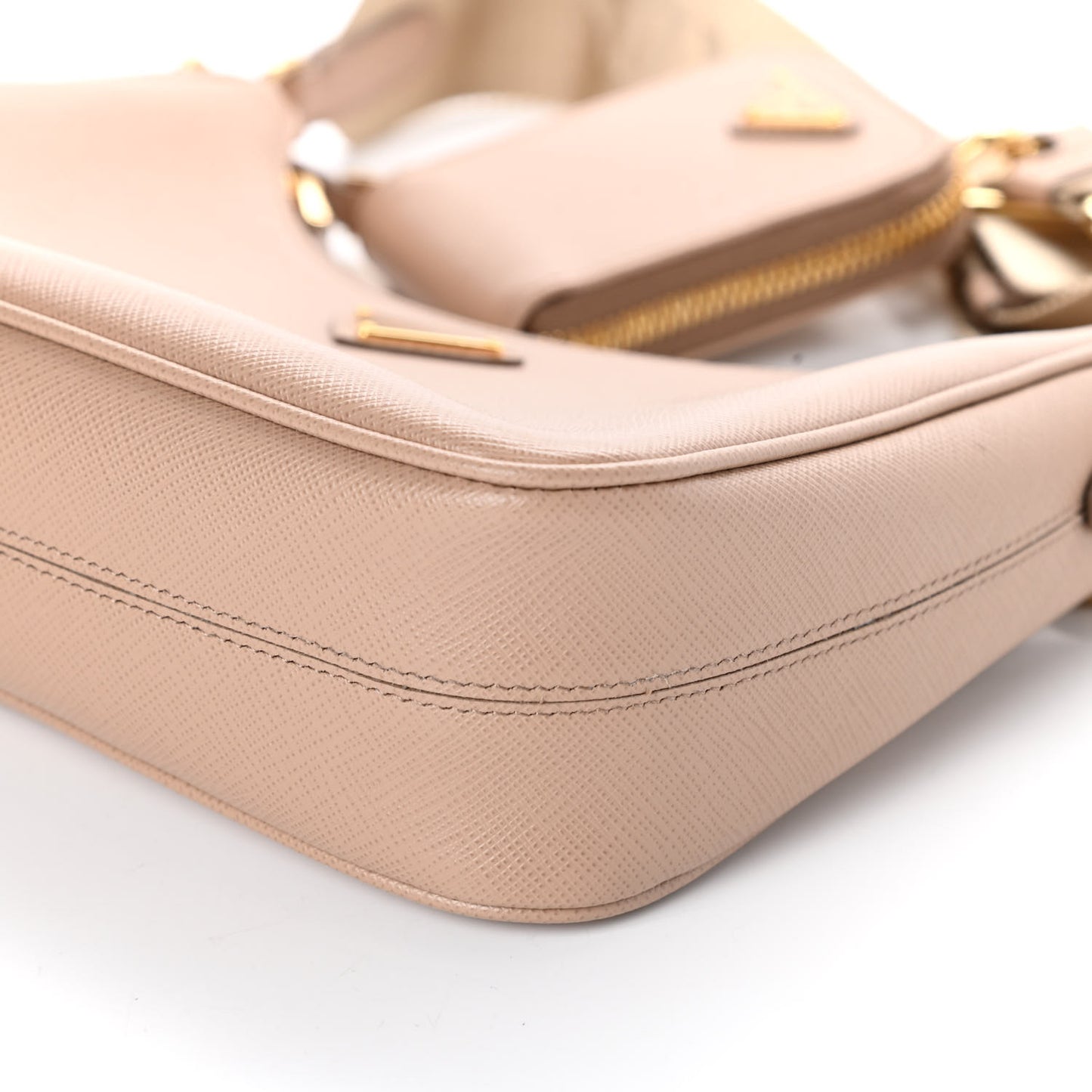 Saffiano Re-Edition 2005 Shoulder Bag Cammeo Beige