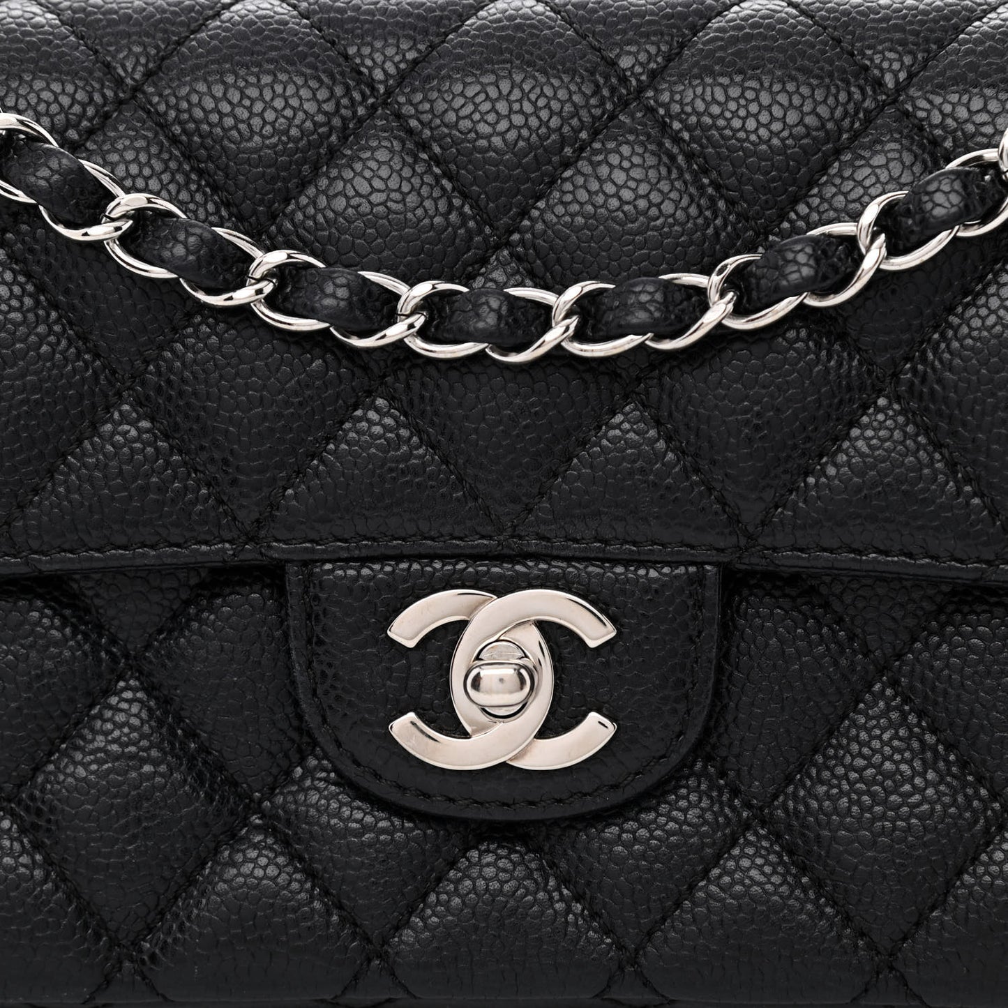 Caviar Quilted East West Flap Black