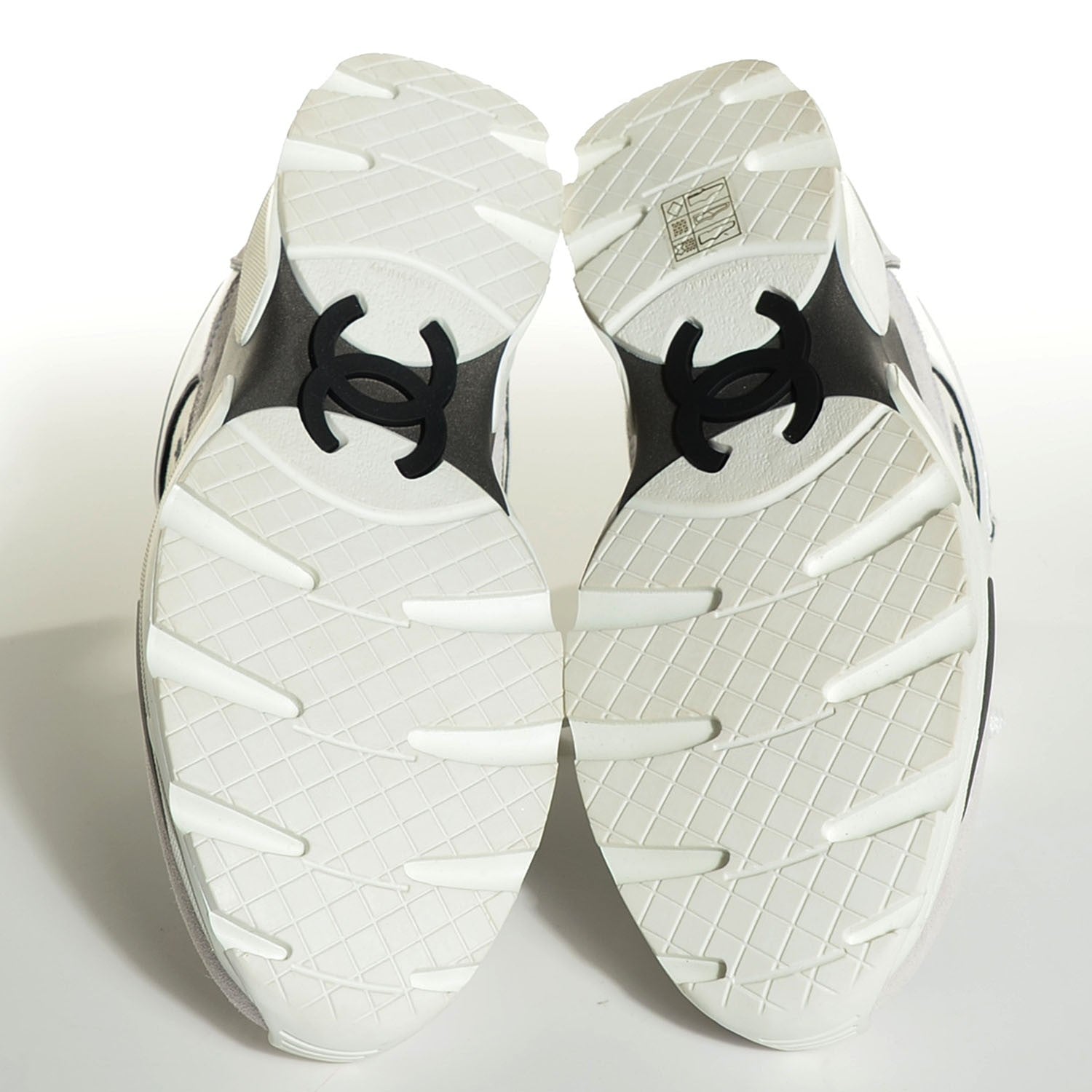 Chanel Suede Calfskin CC Sneakers 39.5 White Black 5 of 7