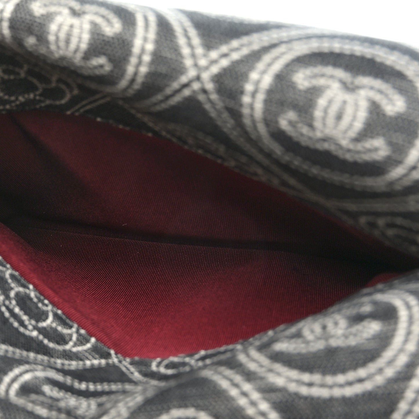 Fabric Camellia Printed Grained Calfskin Messenger Bag Black White