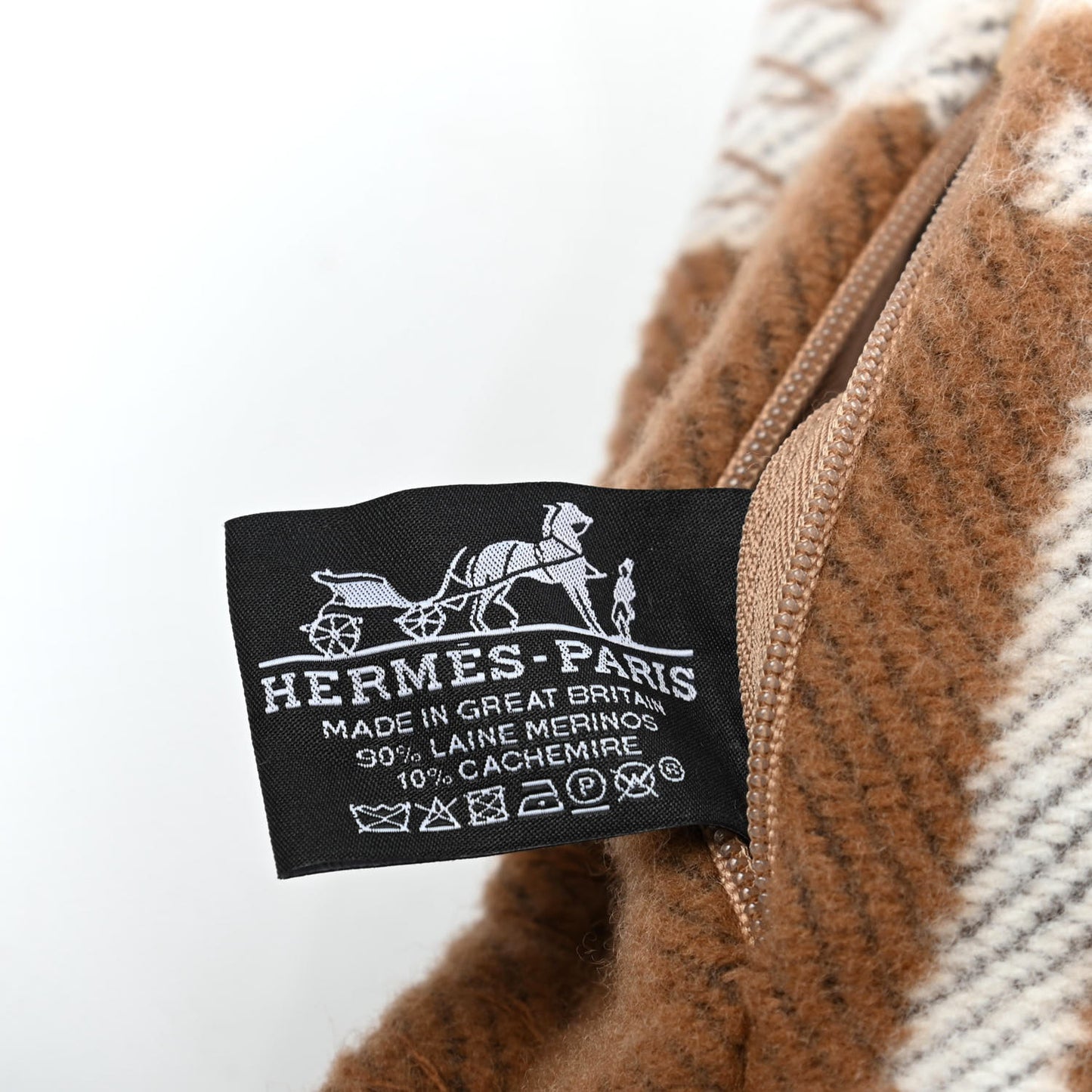 Wool Cashmere Avalon Pillow PM Ecru Camel