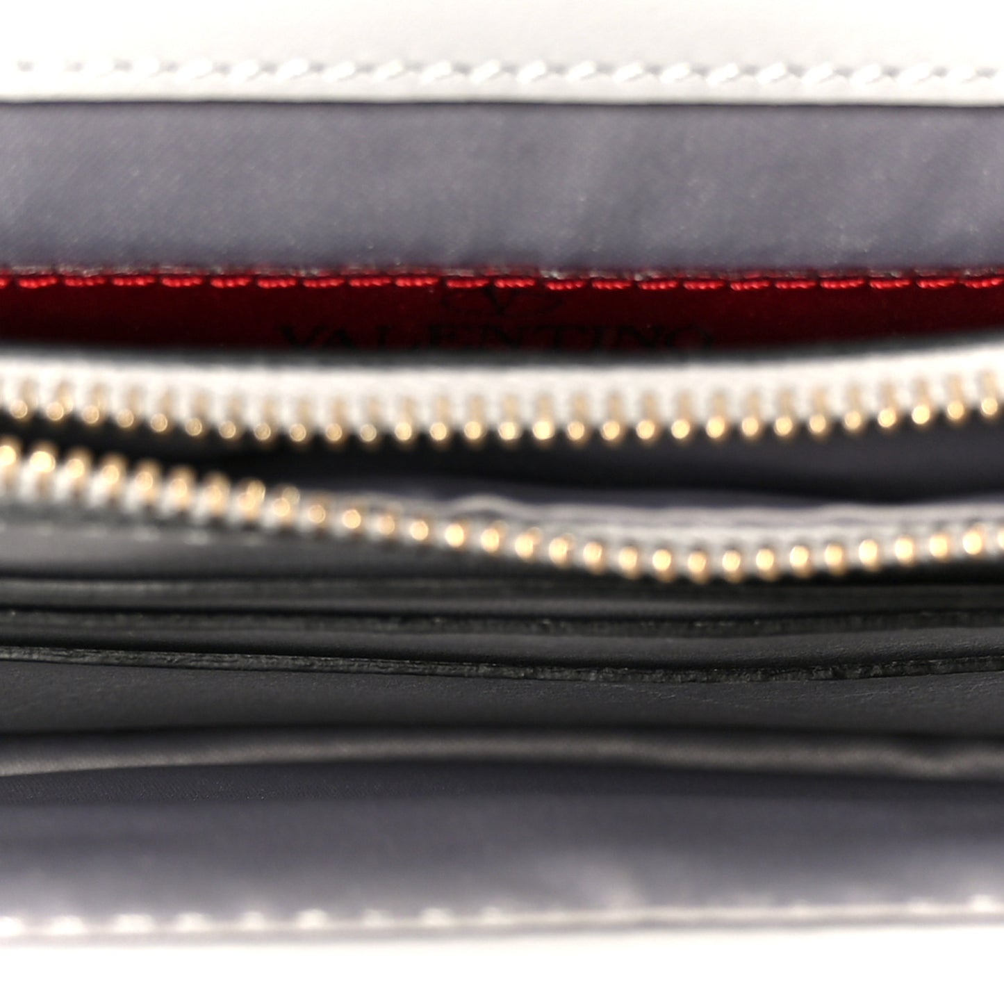 Calfskin Rockstud Wallet On Chain Pastel Grey