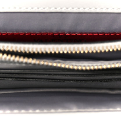 Valentino Garavani Calfskin Rockstud Wallet On Chain Pastel Grey 5 of 11