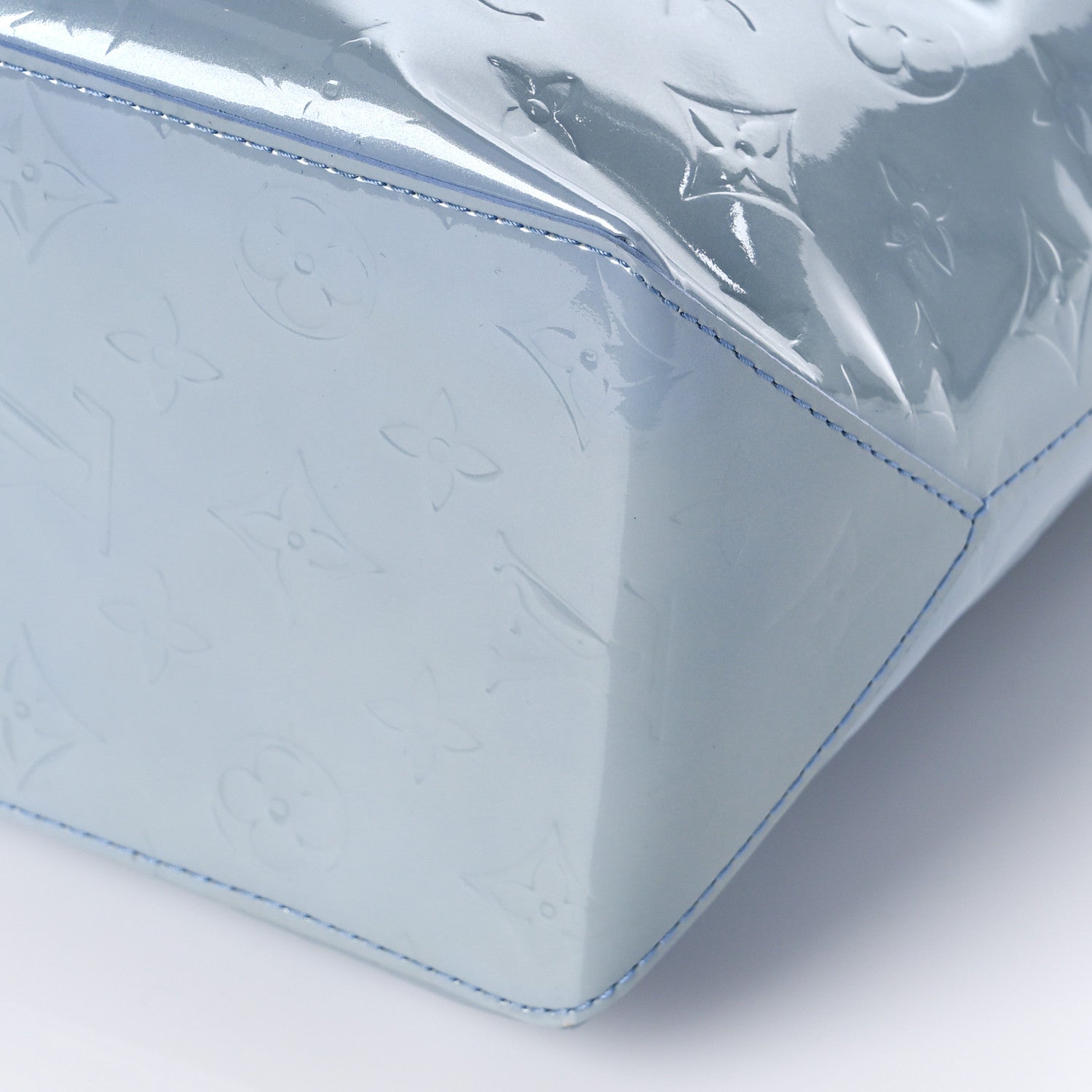 Louis Vuitton Vernis Reade MM Baby Blue 8 of 9