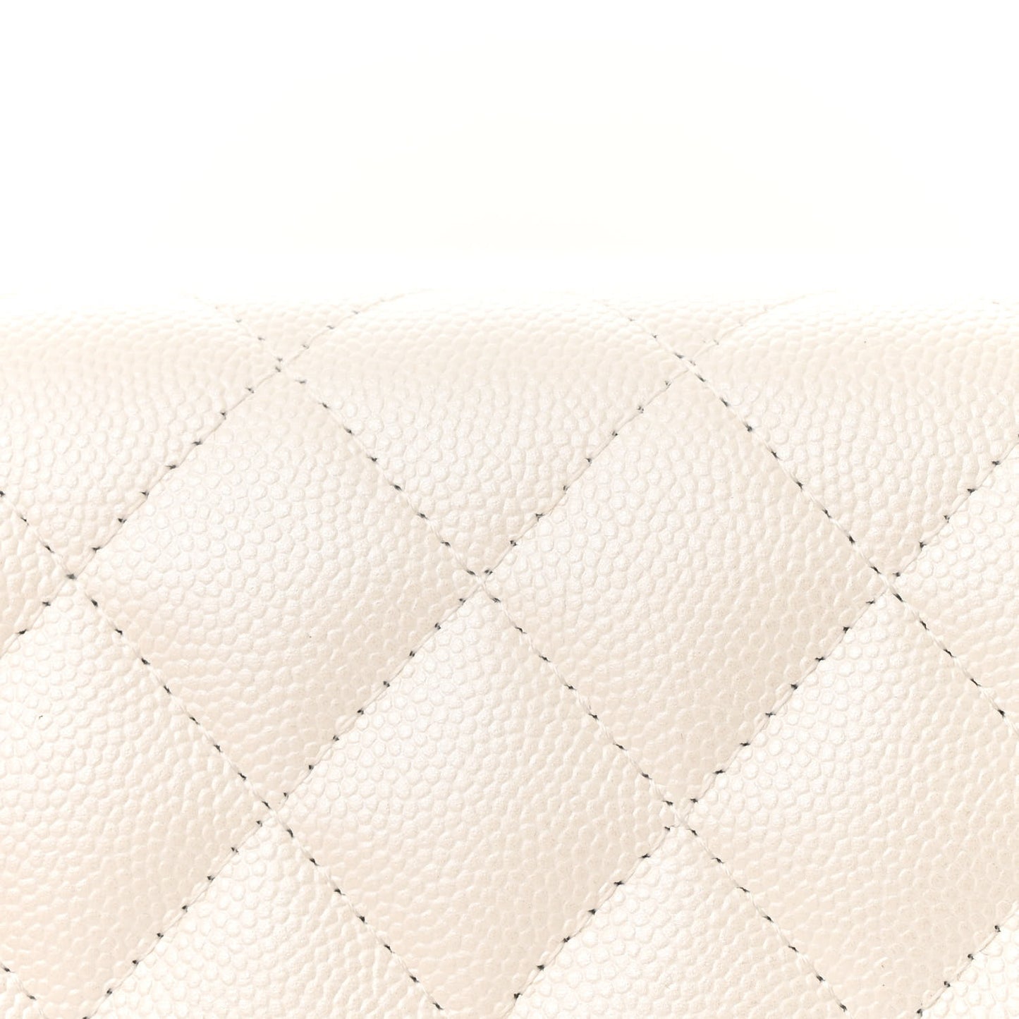 Pearly Caviar Quilted Fit For You Wallet on Chain WOC White