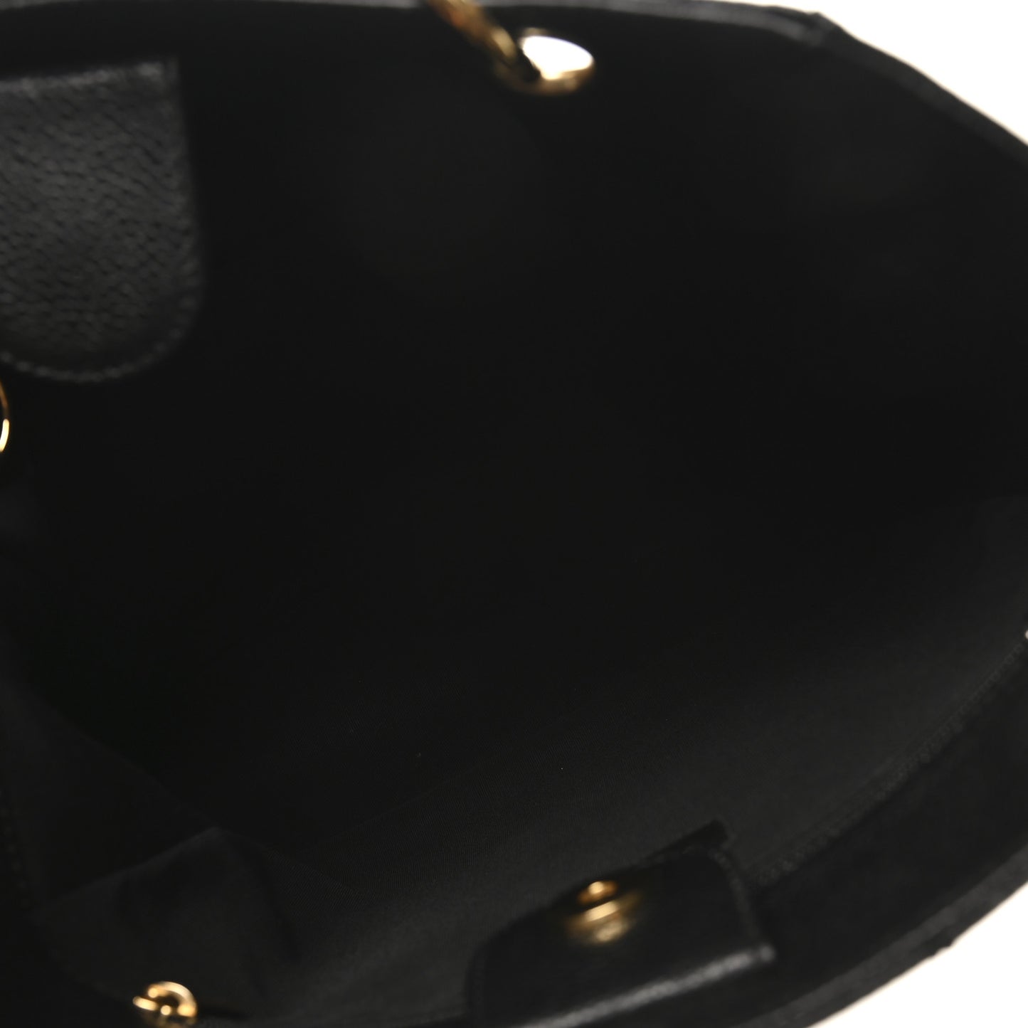 Caviar Quilted Petit Shopping Tote PST Black