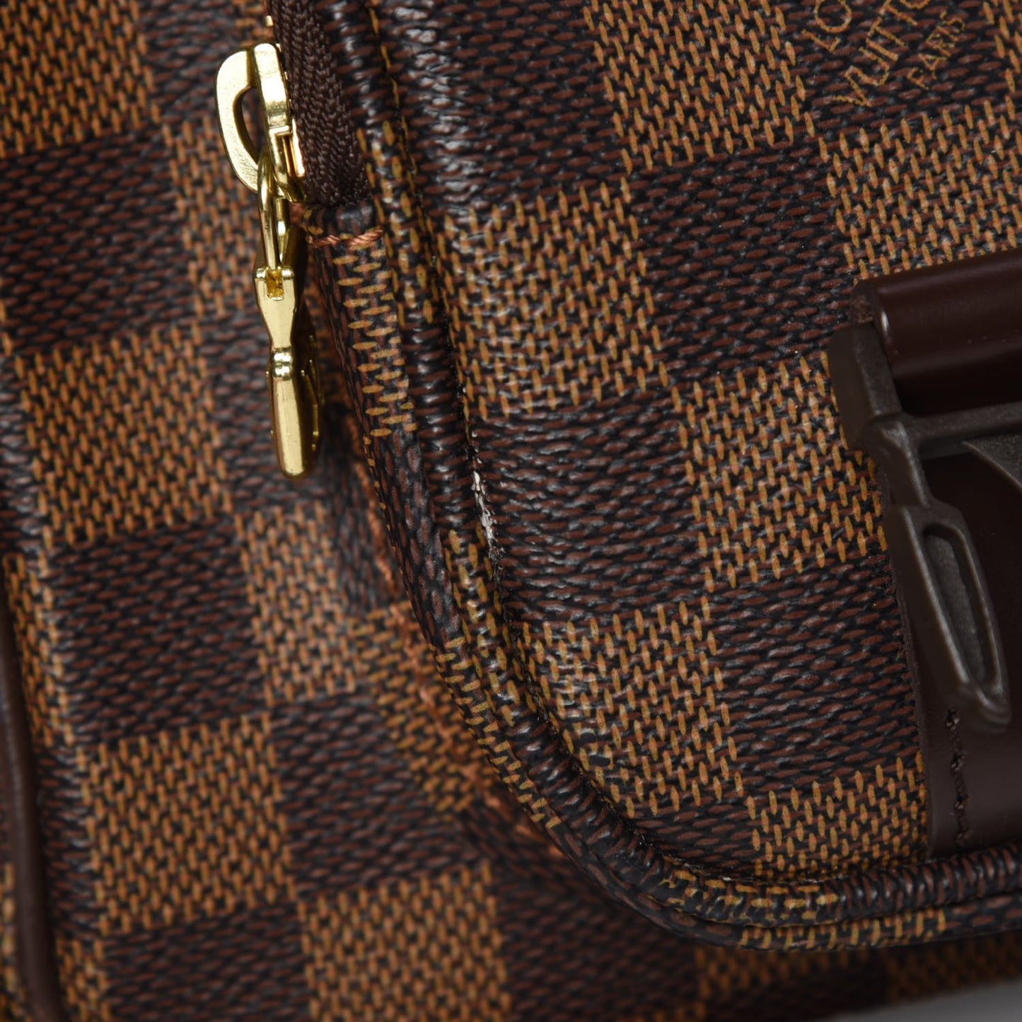 Damier Ebene Melville Messenger Bag