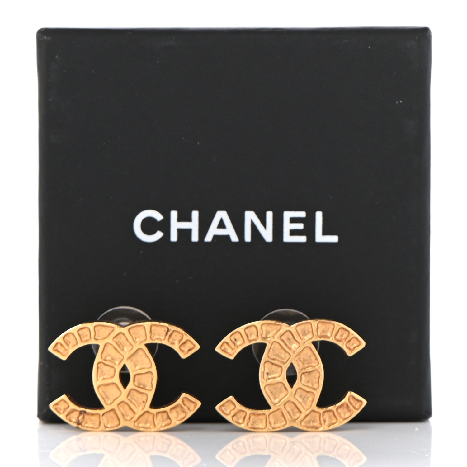 Chanel Metal Along The Nile CC Earrings Gold 5 of 5