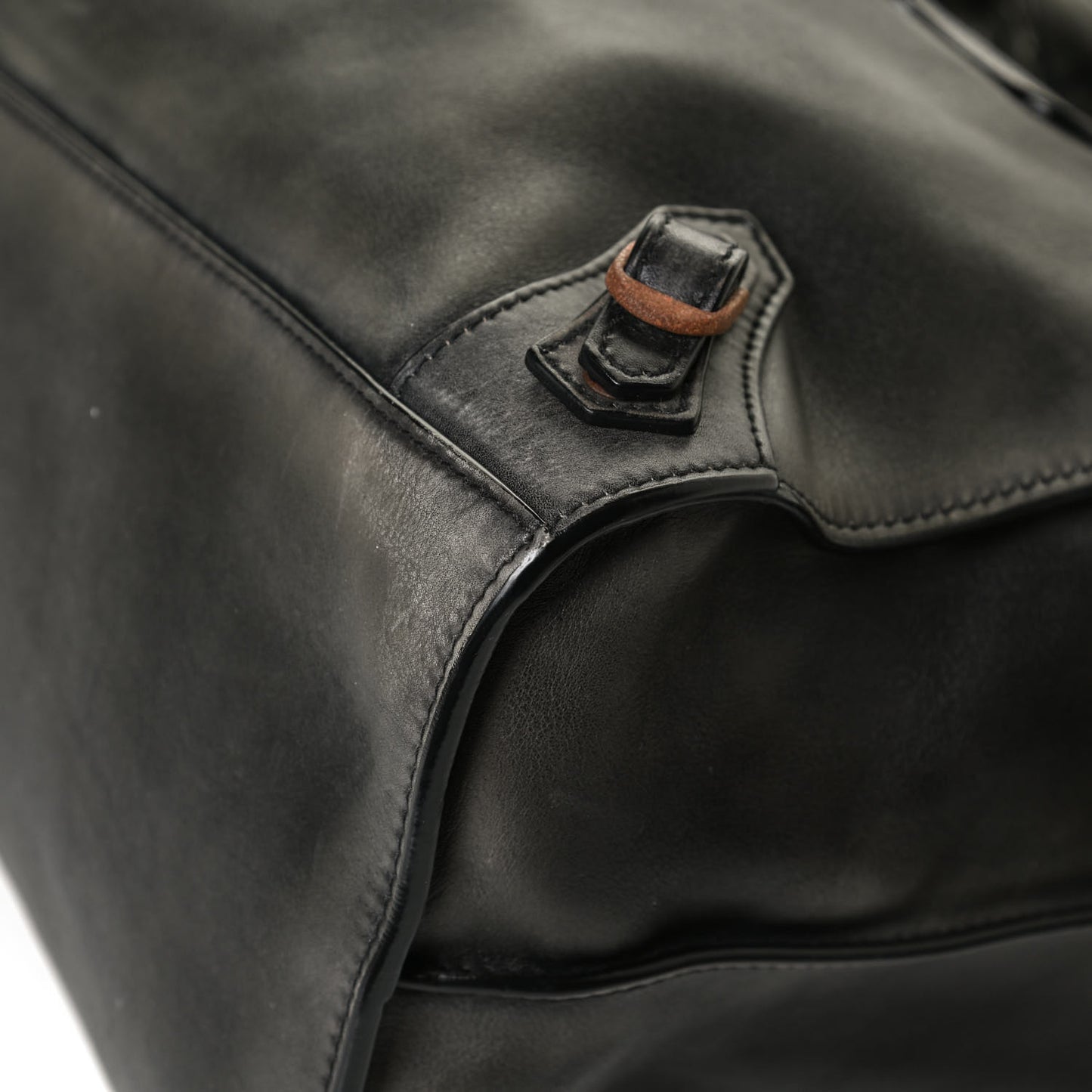 Used Calfskin Rust Hardware Neo Classic City Black