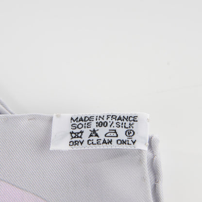 Hermes Silk Pique Fleuri de Provence Scarf 90 Gris Perle Lilac Rose Poudre 3 of 8