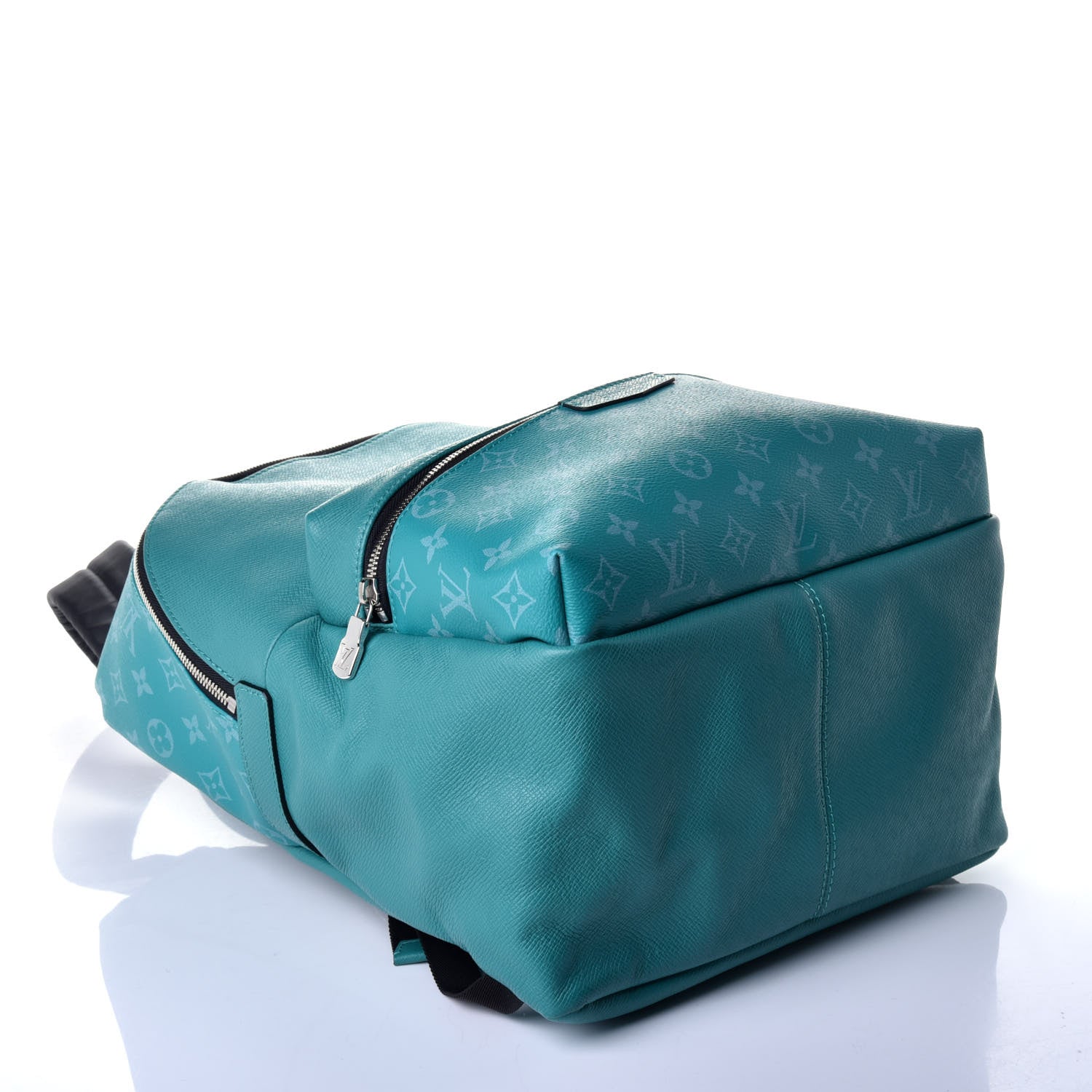 Louis Vuitton Taiga Monogram Discovery Backpack PM Turquoise 3 of 8