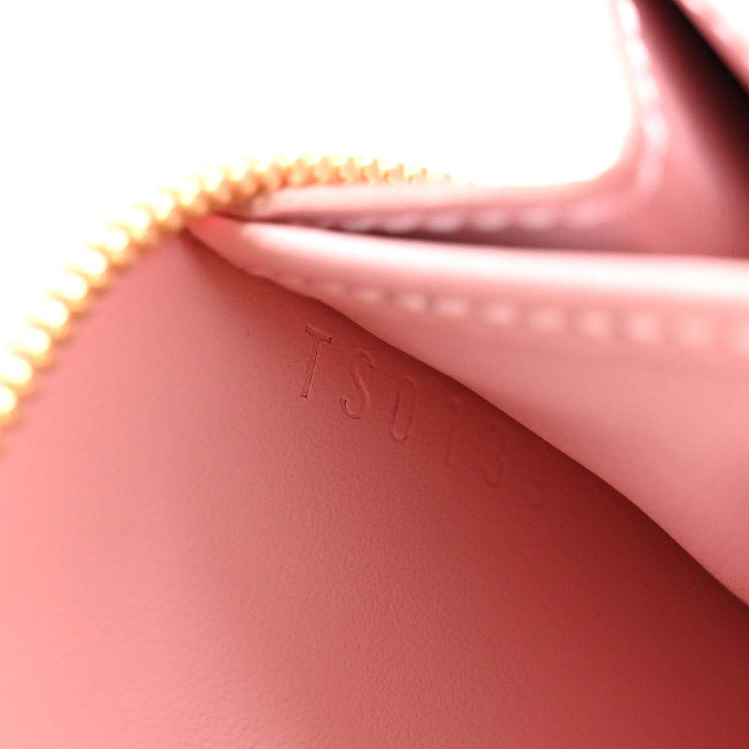 Louis Vuitton Vernis Zippy Coin Purse Rose Ballerine 7 of 7