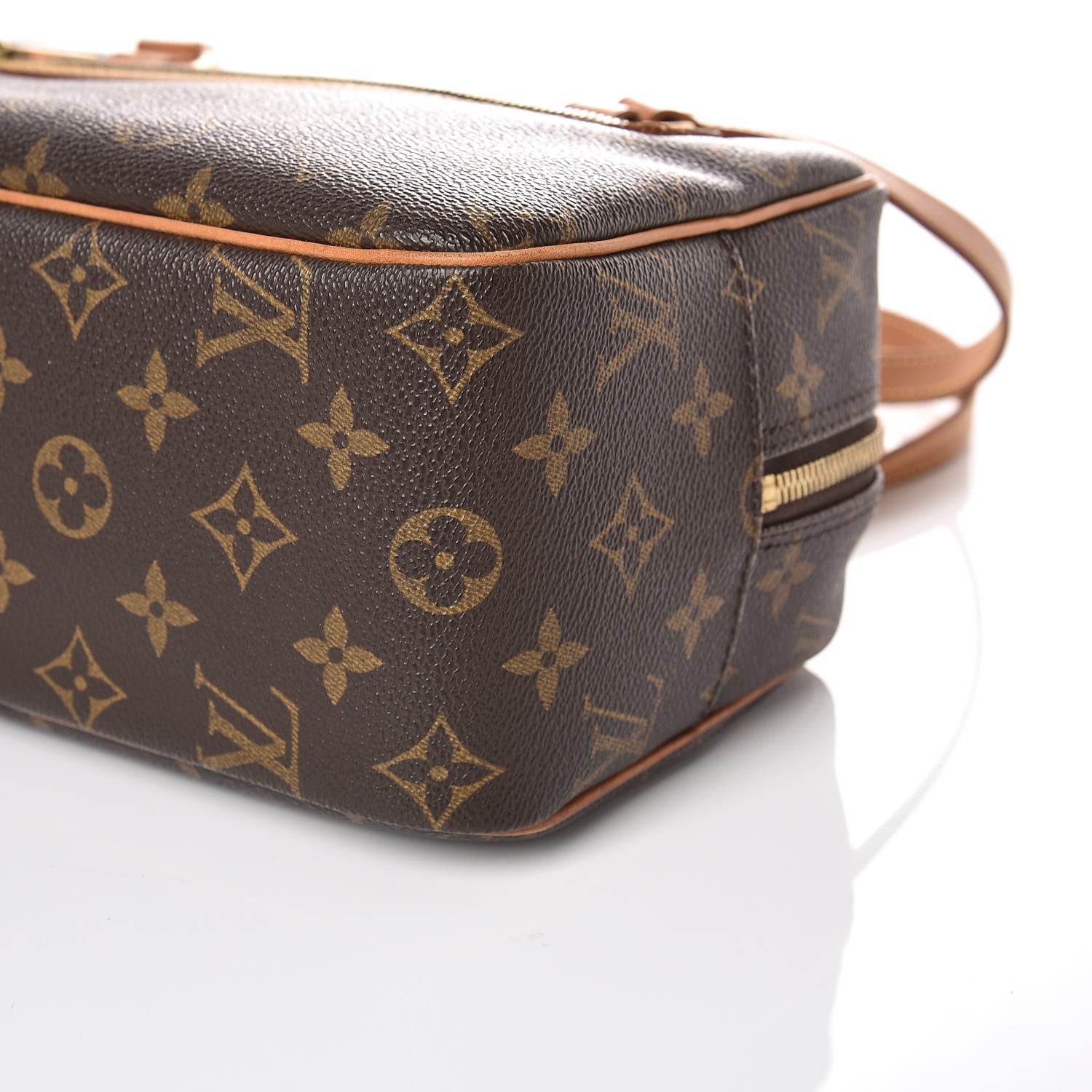 Louis Vuitton Monogram Cite MM 13 of 13