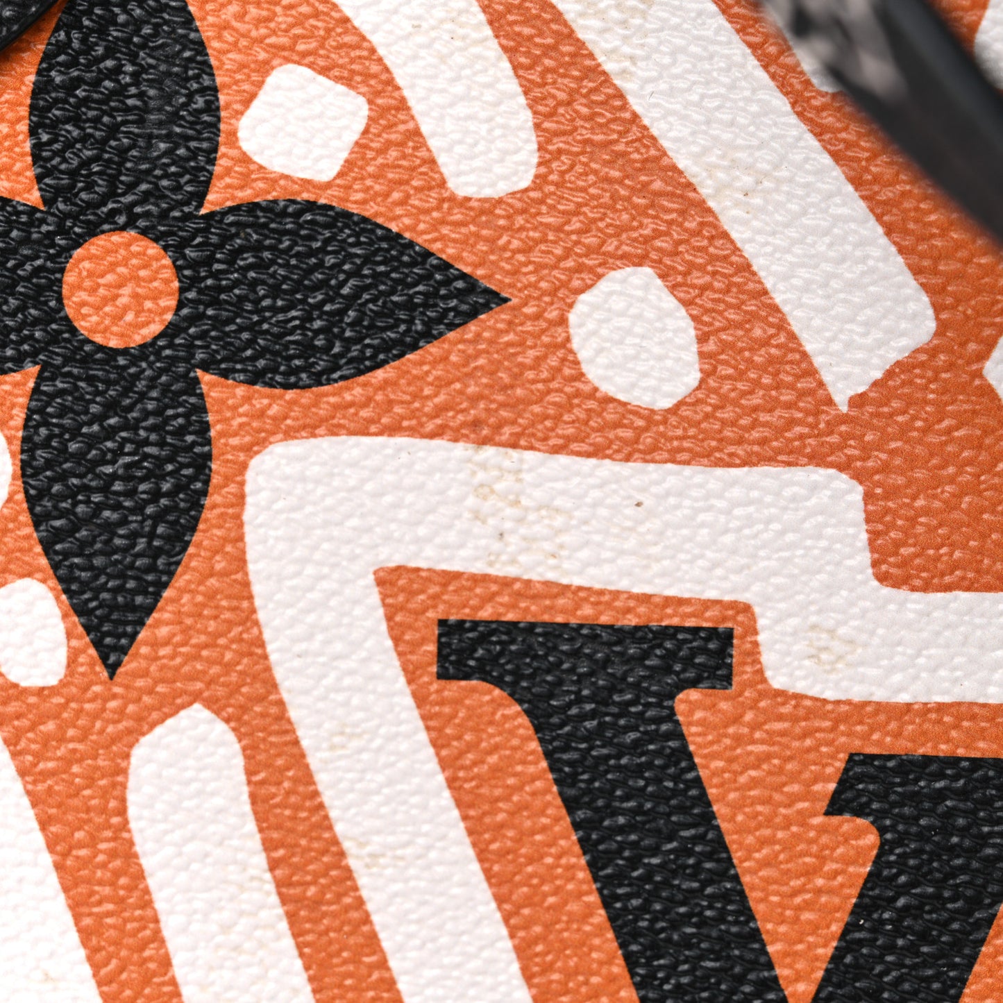 Monogram Giant Crafty Neverfull MM Creme Caramel