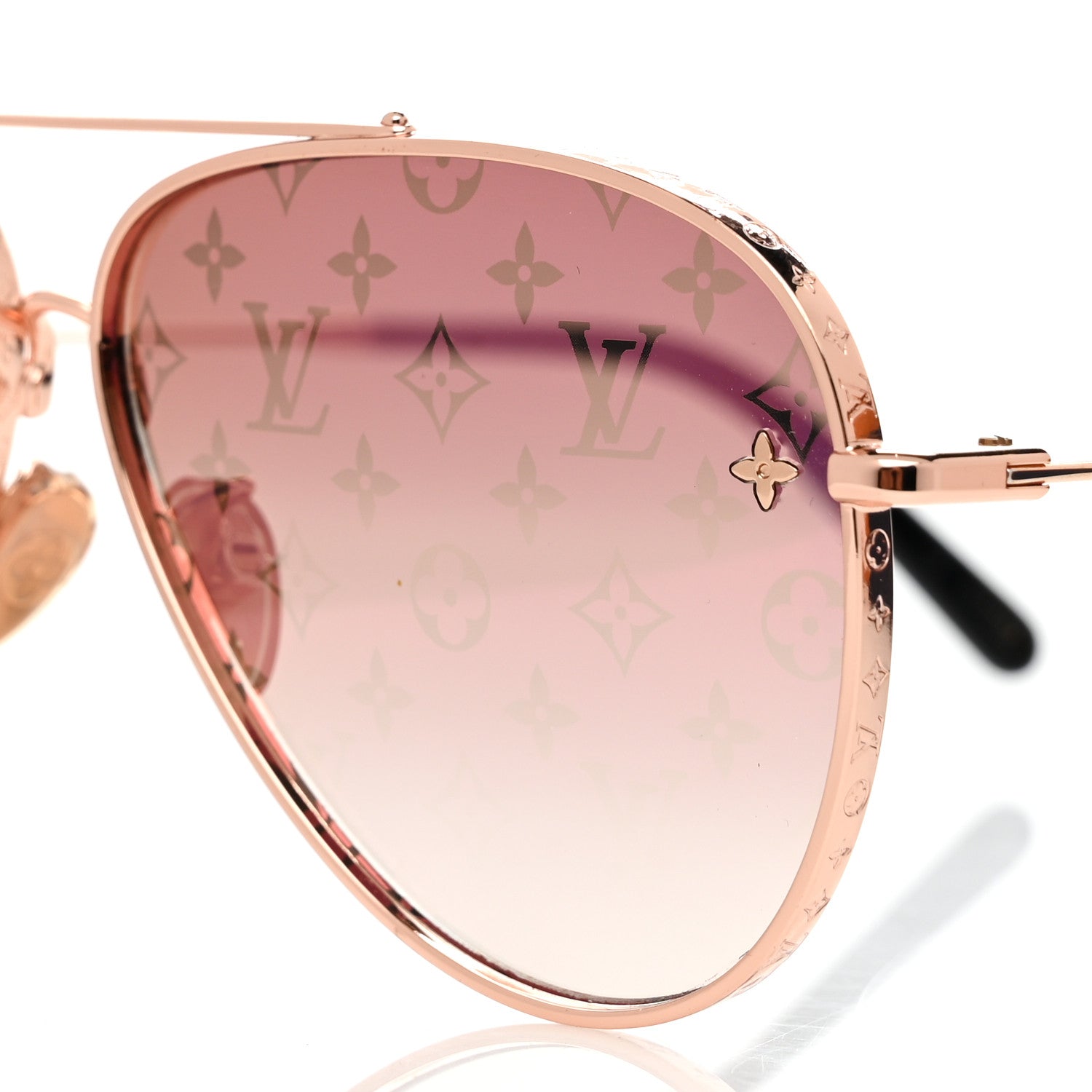 Louis Vuitton Metal Monogram The LV Pilot Sunglasses Z1781U Gradient Pink 5 of 8