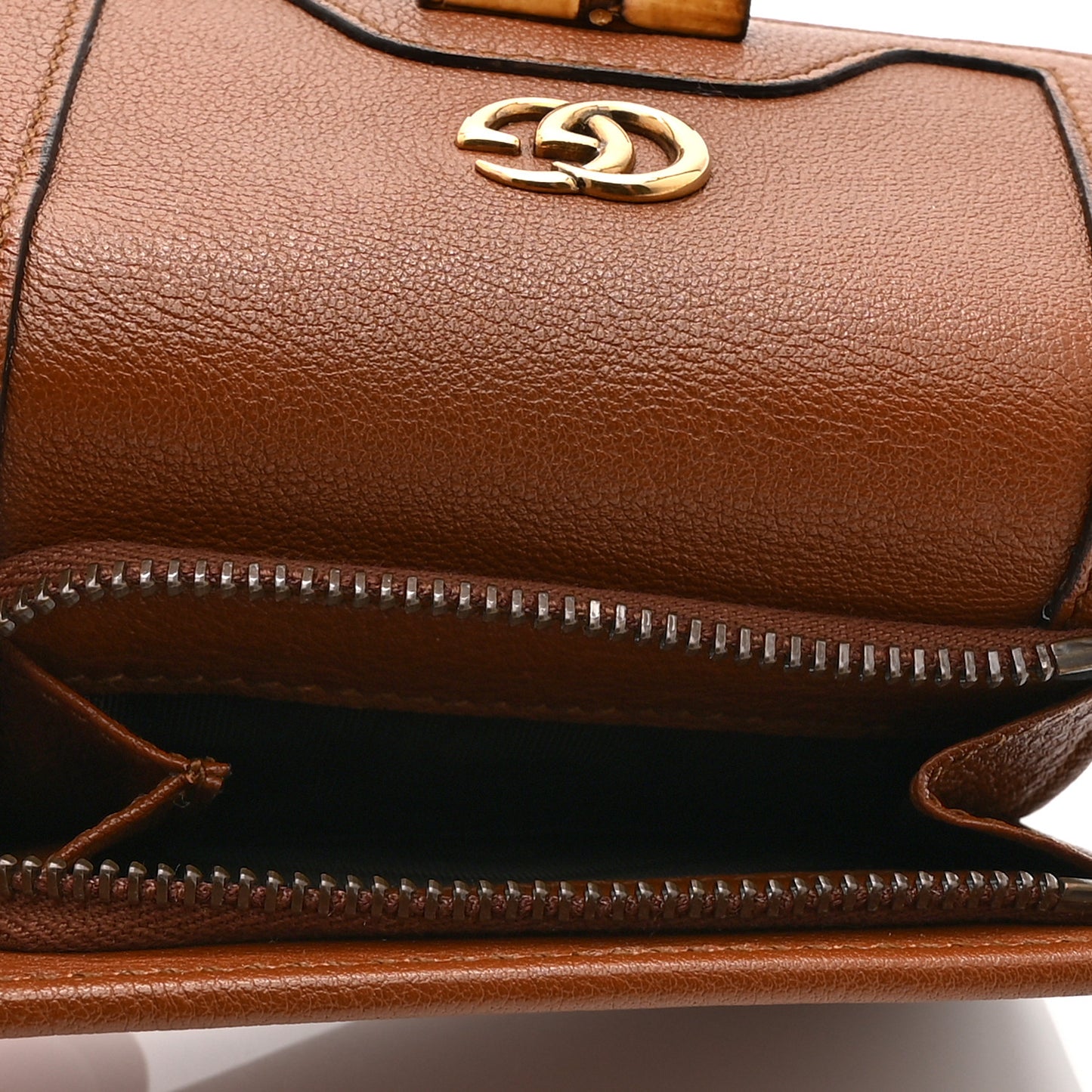 Wonka Grain Calfskin Diana Tri-Fold Wallet Cuir