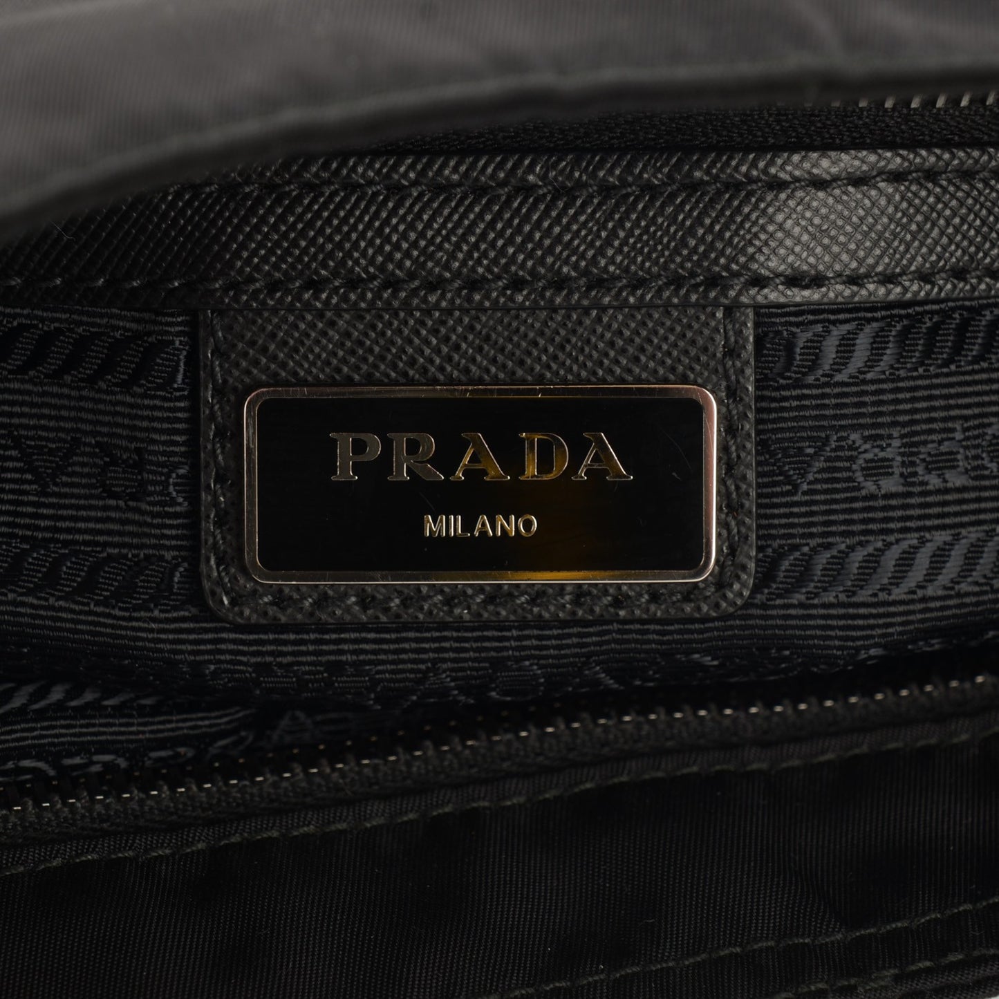 Nylon Vela Flat Messenger Bag Black