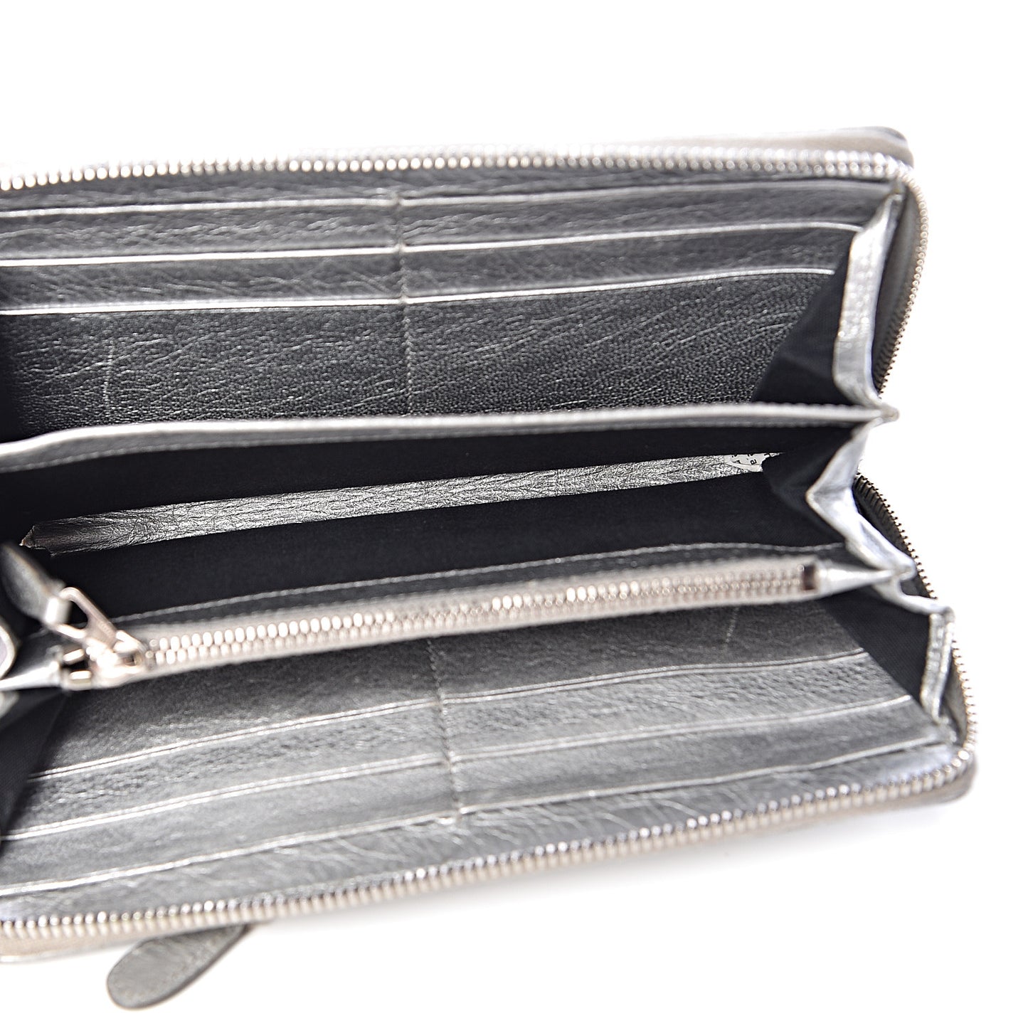 Agneau Giant 12 Silver Hardware Continental Zip Around Wallet Gris Aluminum
