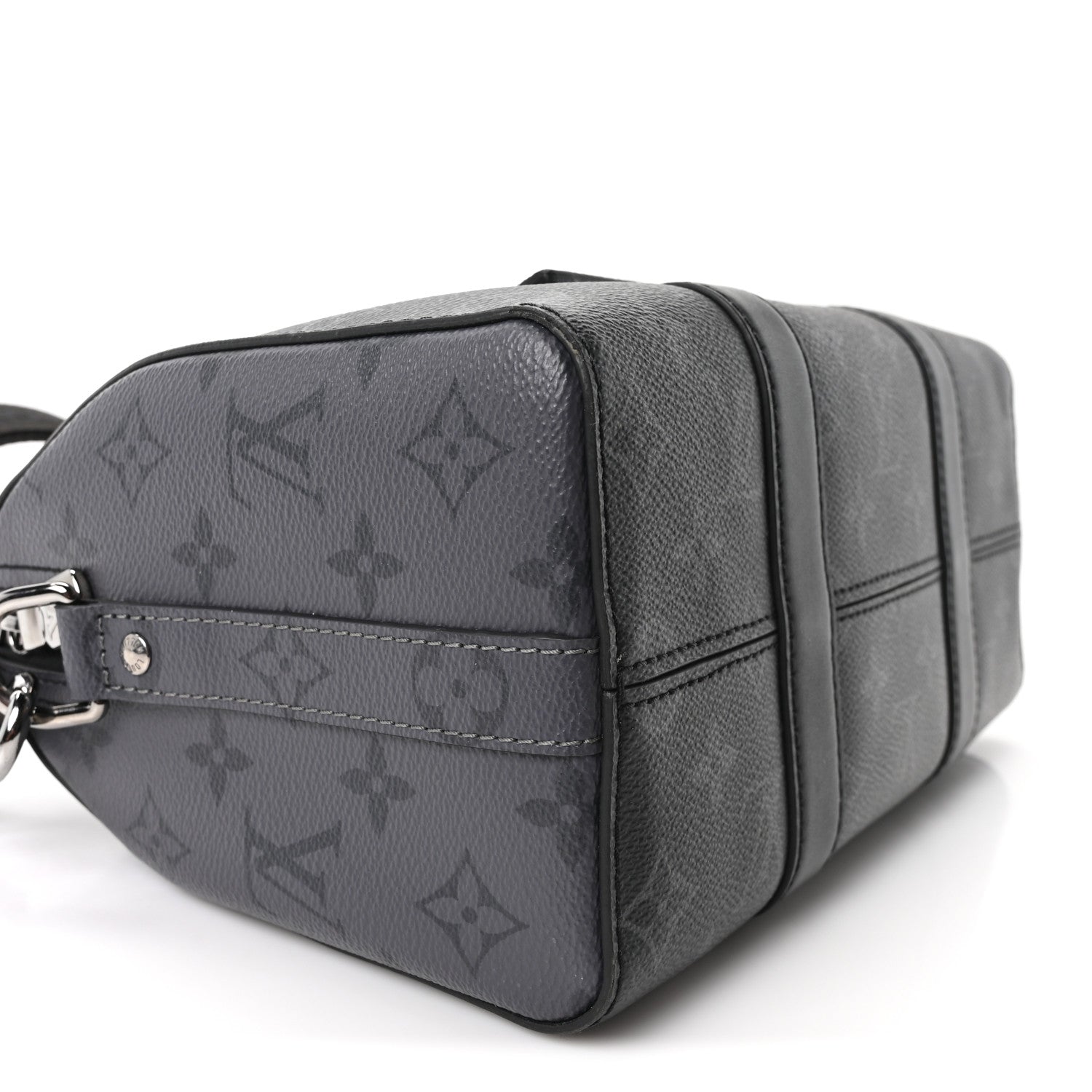Louis Vuitton Reverse Monogram Eclipse City Keepall 8 of 9