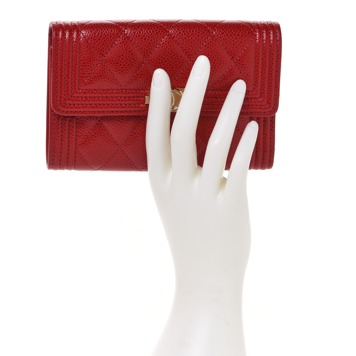 Caviar Quilted Medium Boy Flap Wallet Red