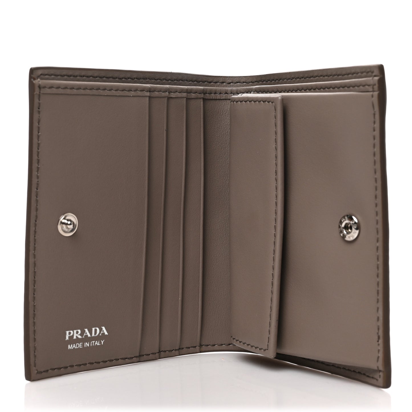 Vitello Daino Metal Compact Snap Bi-Fold Wallet Argilla