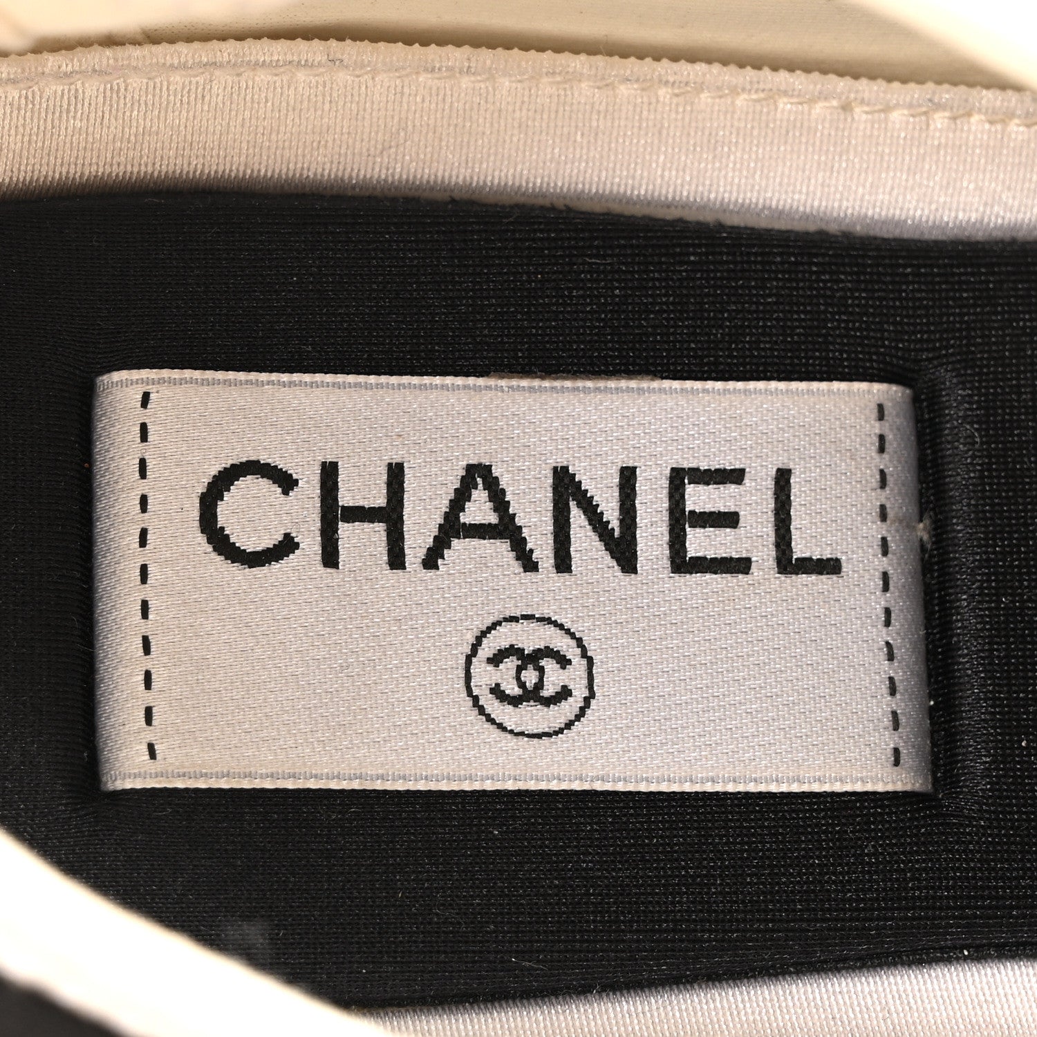 Chanel Velvet Calfskin Mixed Fibers CC Sneakers 40 Ivory Black 8 of 10