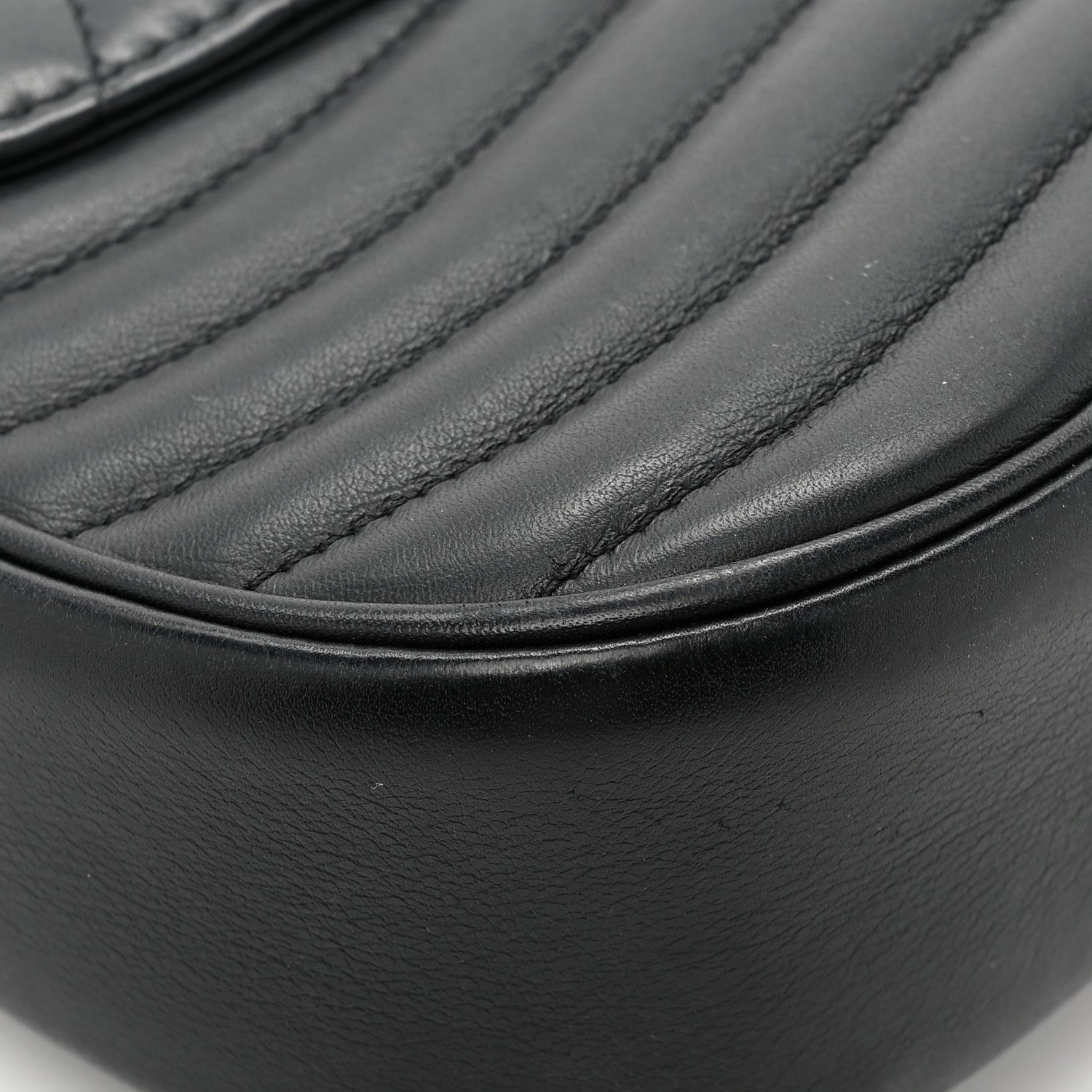 Louis Vuitton Calfskin New Wave Chain MM Black 15 of 16