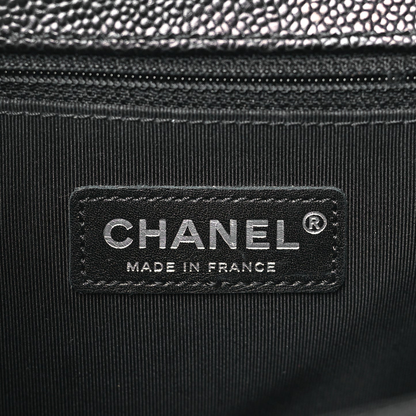Caviar Quilted Large Boy Flap Black