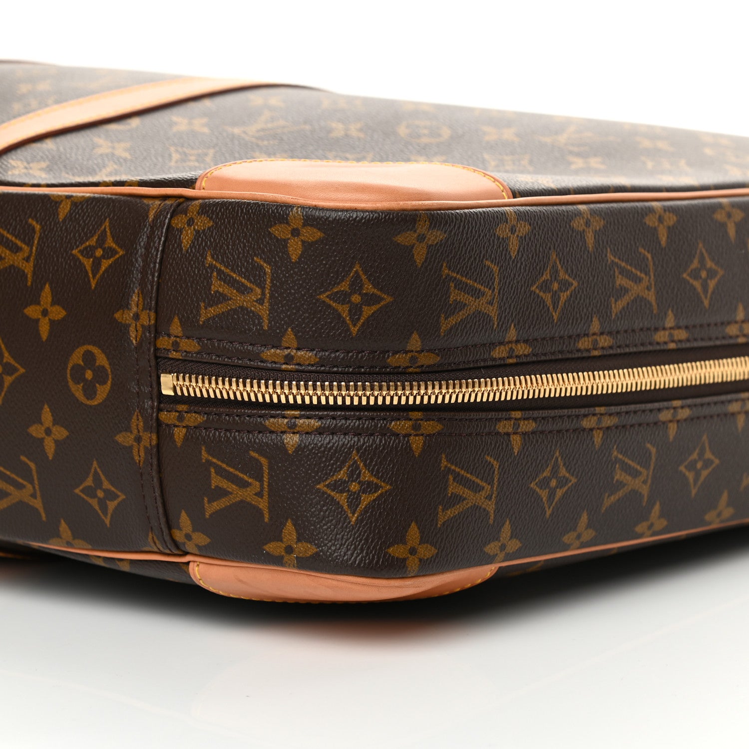Louis Vuitton Monogram Sirius 55 9 of 13