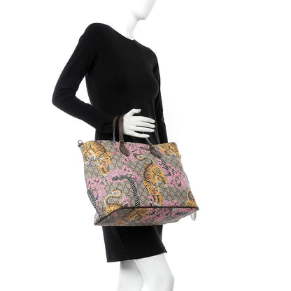 Gucci Soft GG Supreme Monogram Bengal Medium Crossbody Tote Beige Pink 2 of 9