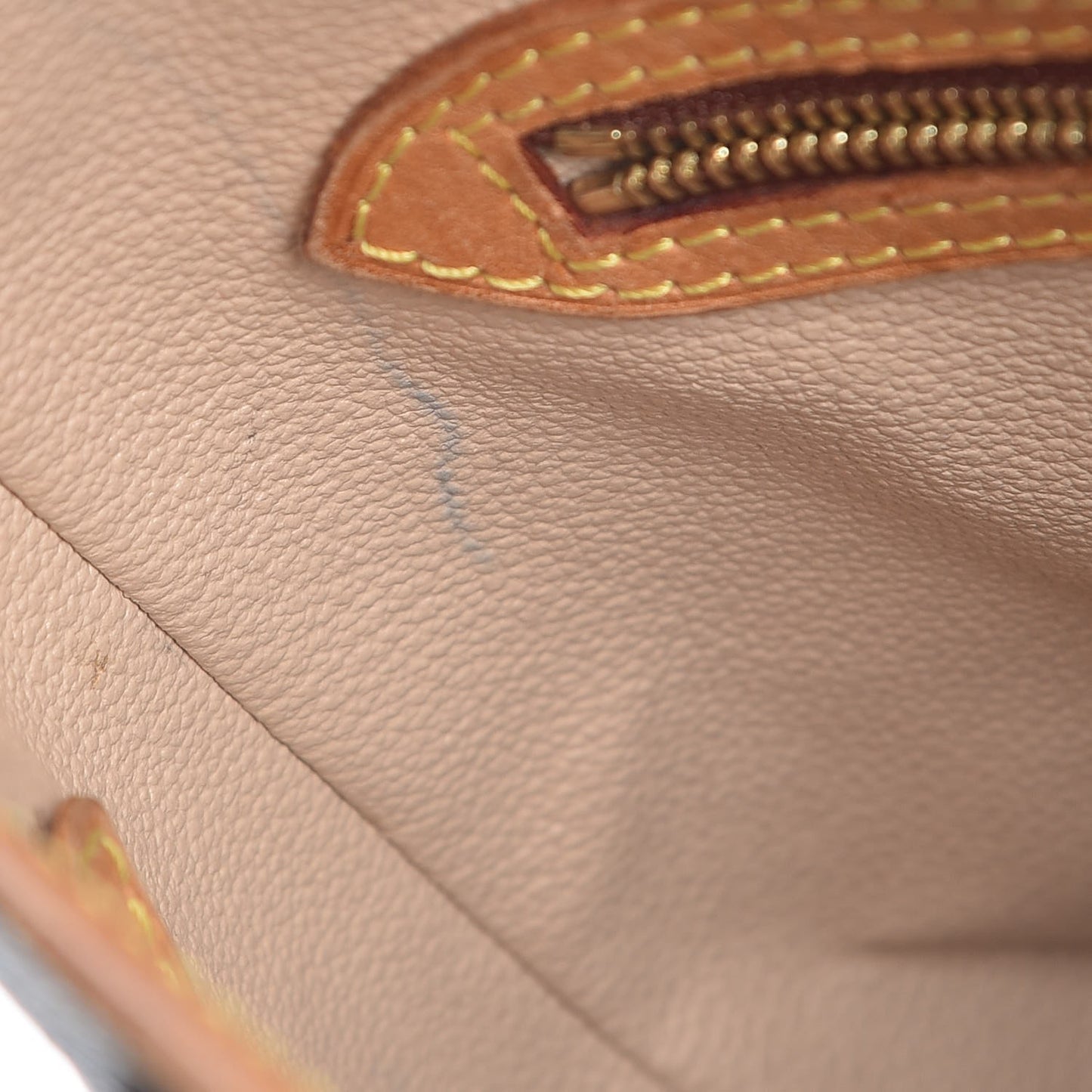 Monogram Petit Bucket 23