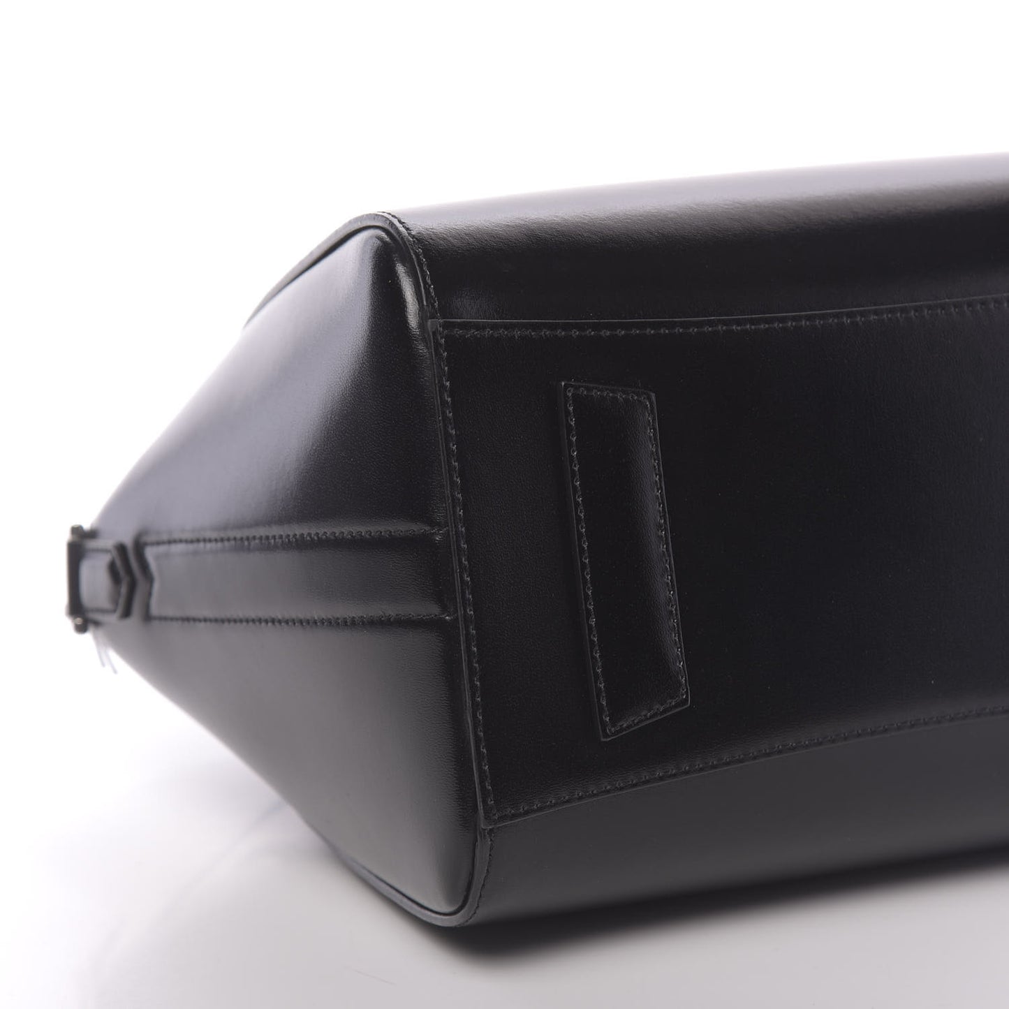 Shiny Lord Calfskin Small Antigona Black