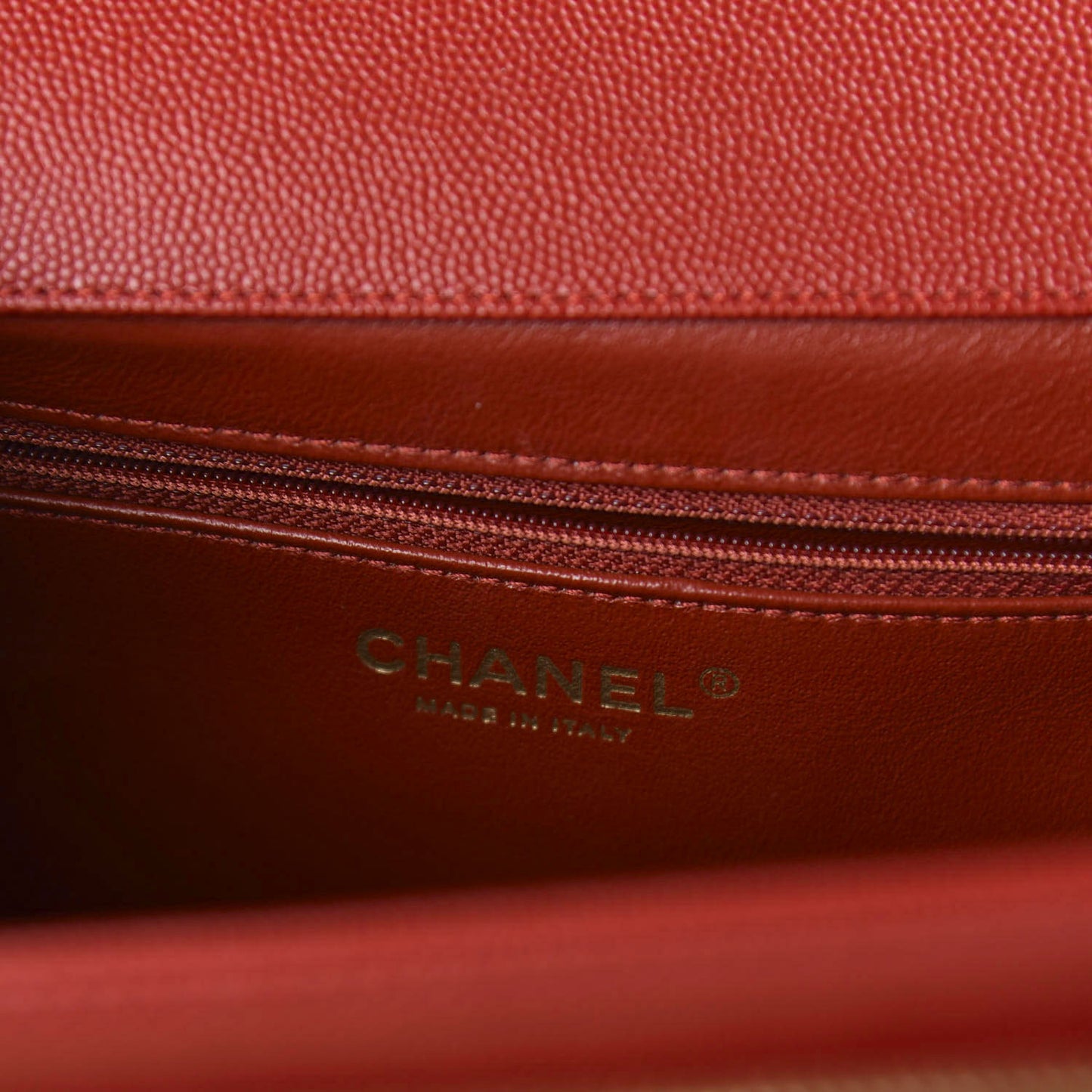 Caviar Quilted Large Business Affinity Flap Red