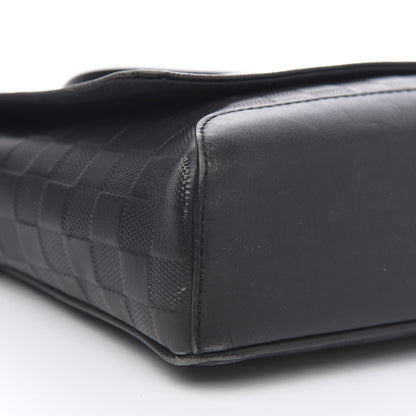 Louis Vuitton Damier Infini District PM Onyx 6 of 12
