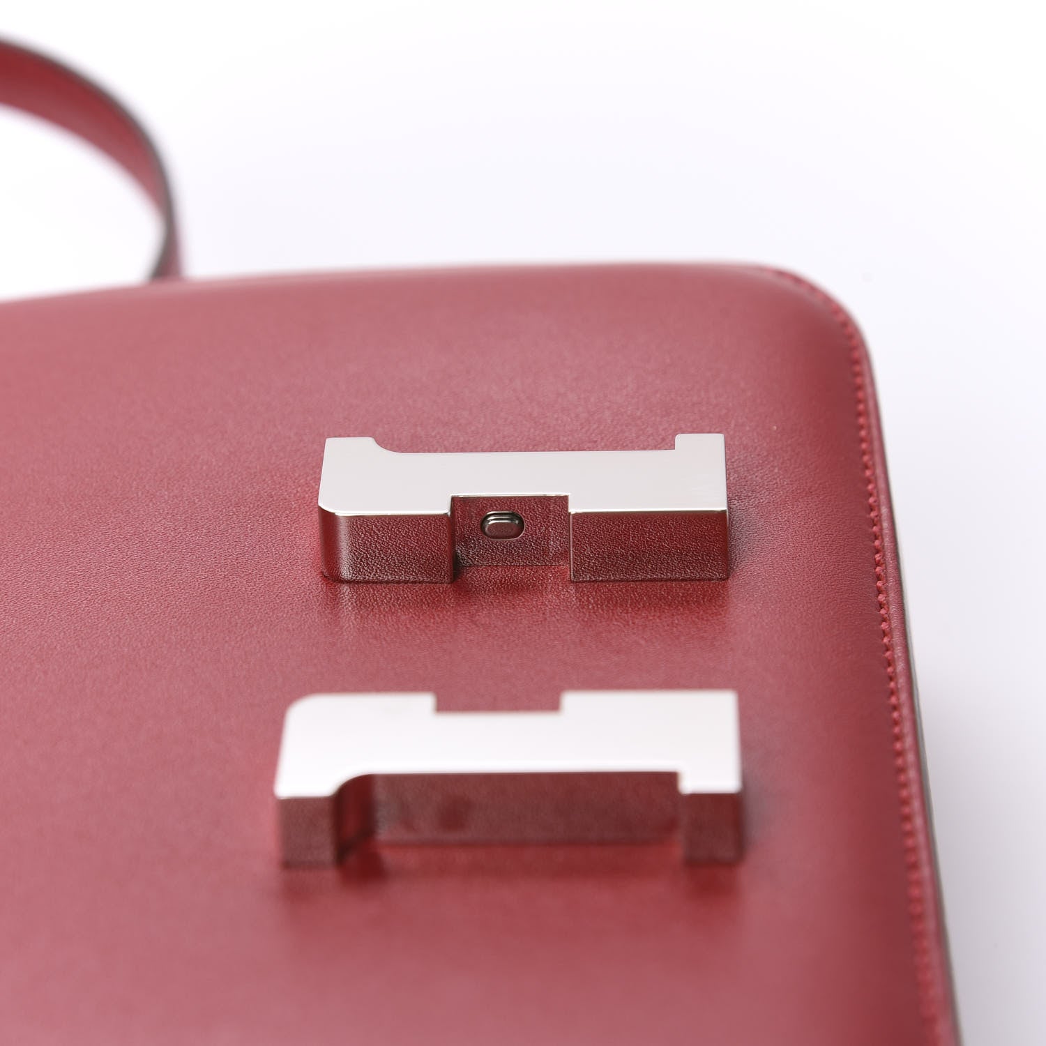Hermes Tadelakt Constance 18 Rouge Vif 15 of 22
