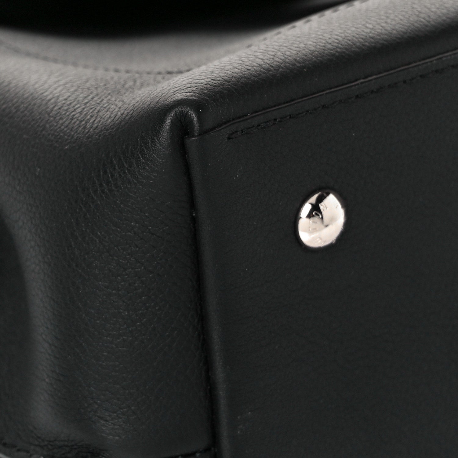 Louis Vuitton Soft Calfskin Lockme Ever MM Black 7 of 10