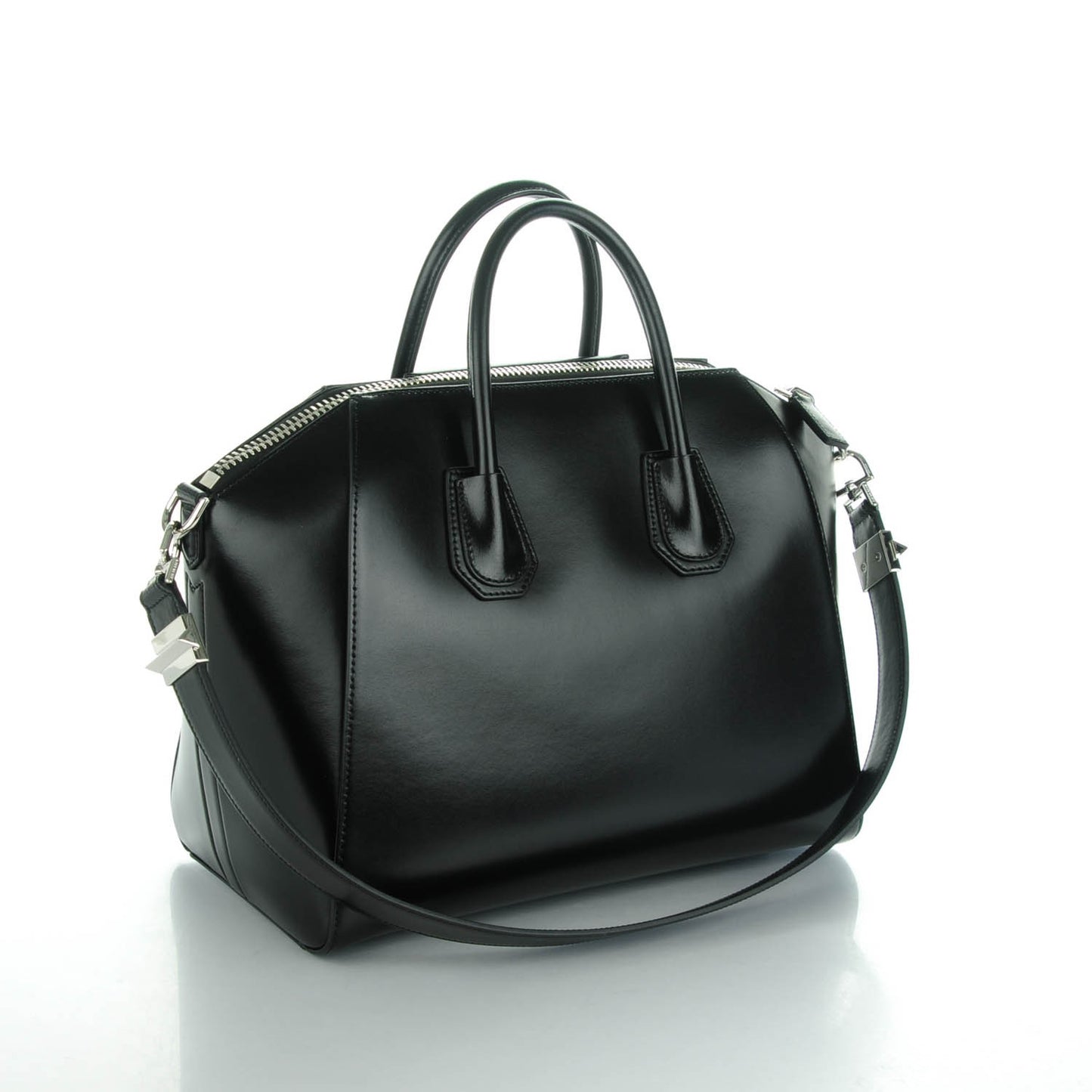 Shiny Lord Calfskin Medium Antigona Black