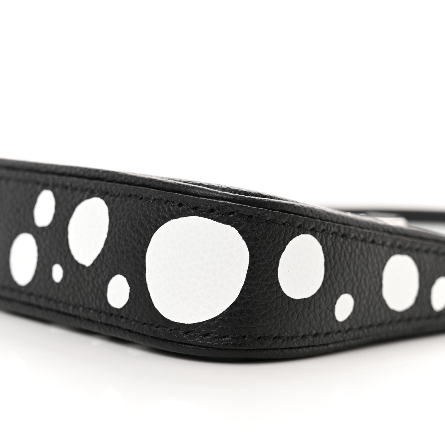 LV X YK Empreinte Easy Pouch On Strap Black White