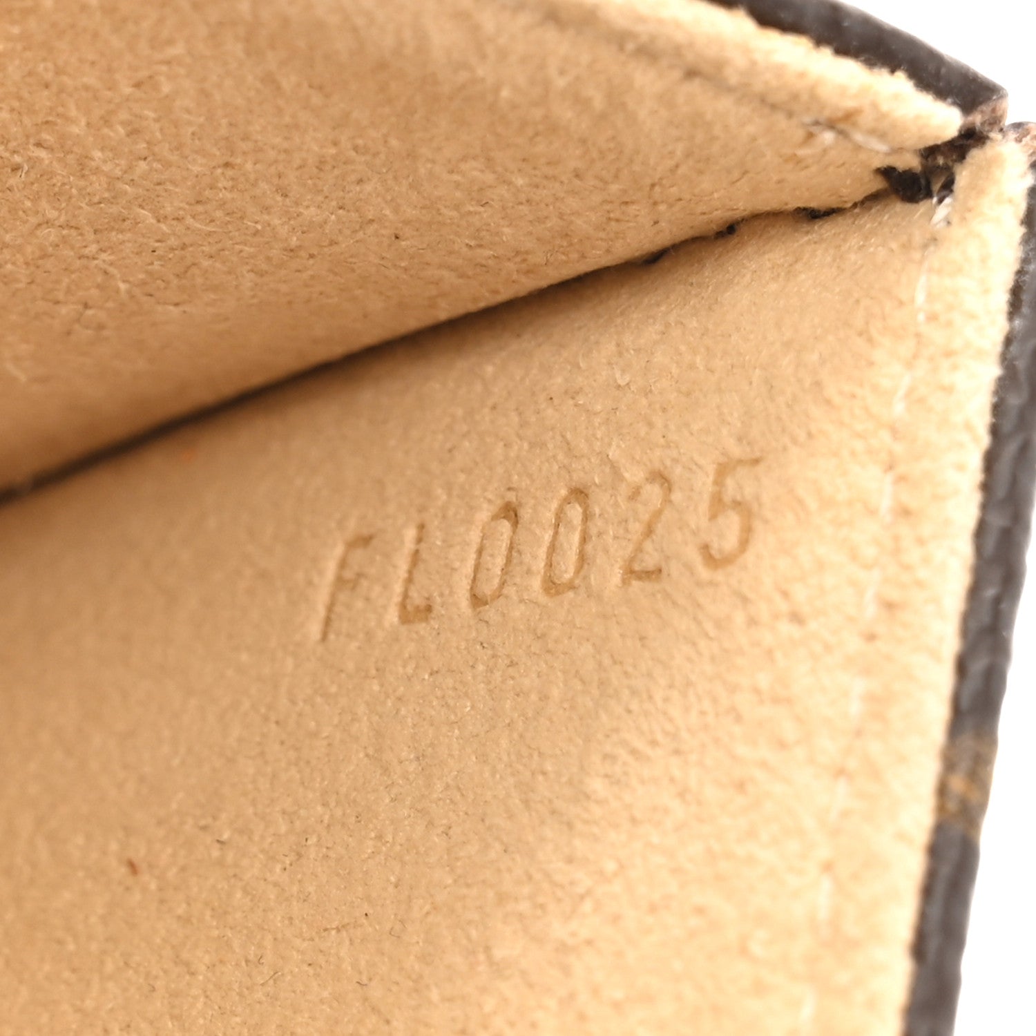 Louis Vuitton Monogram Pochette Florentine S 7 of 13